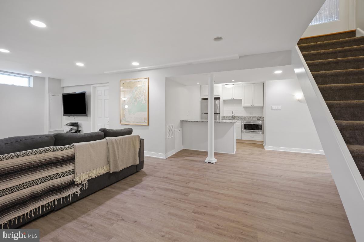 DUFIEF MILL ESTATES - Residential