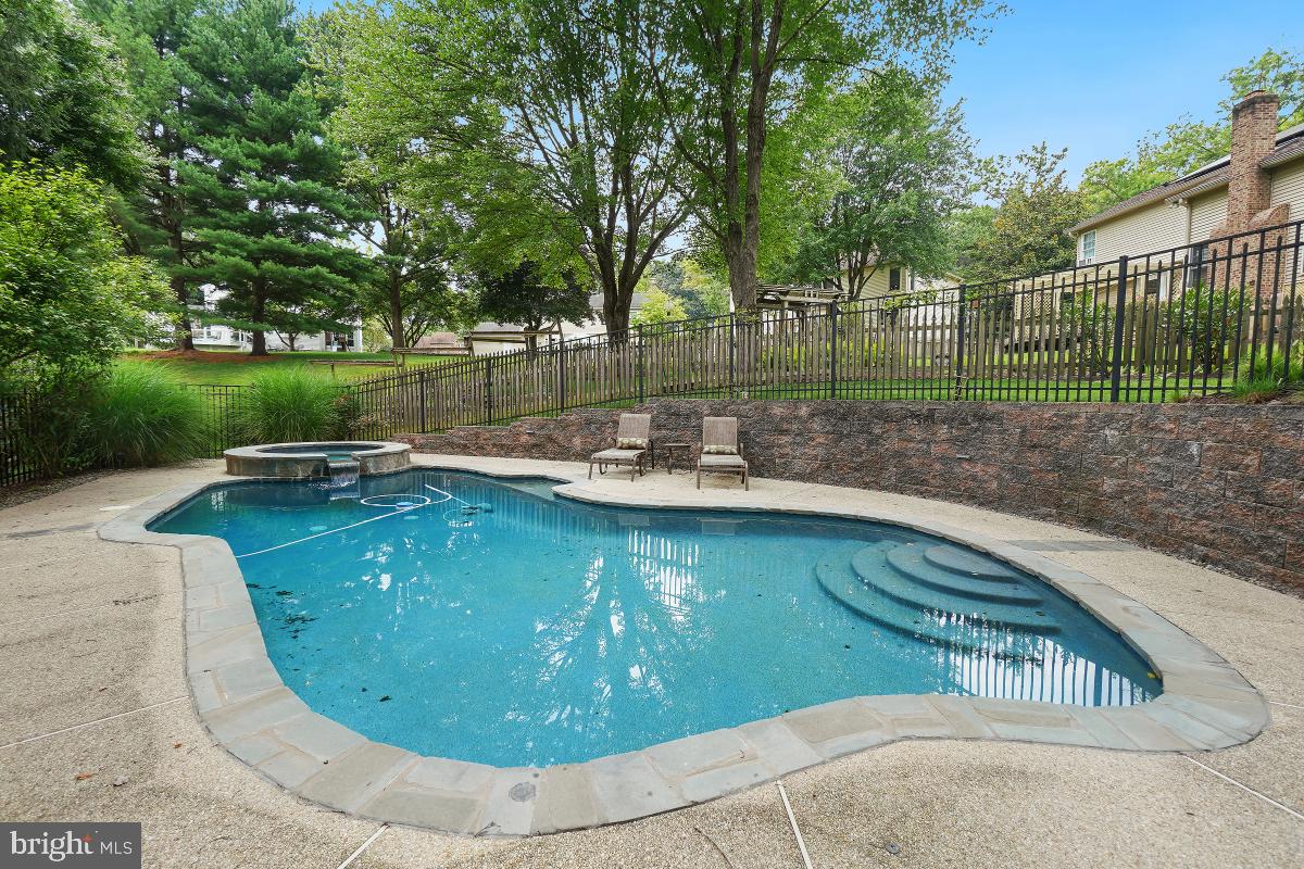 DUFIEF MILL ESTATES - Residential