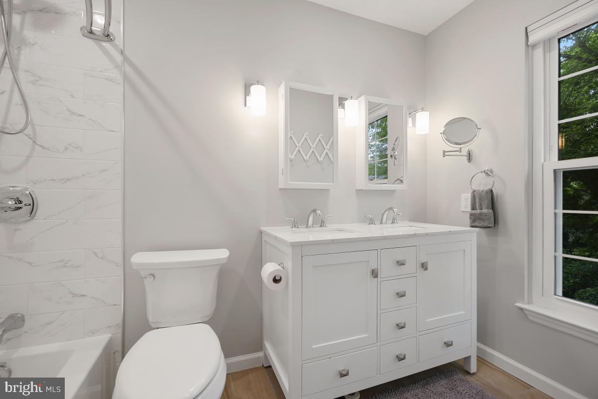 DUFIEF MILL ESTATES - Residential