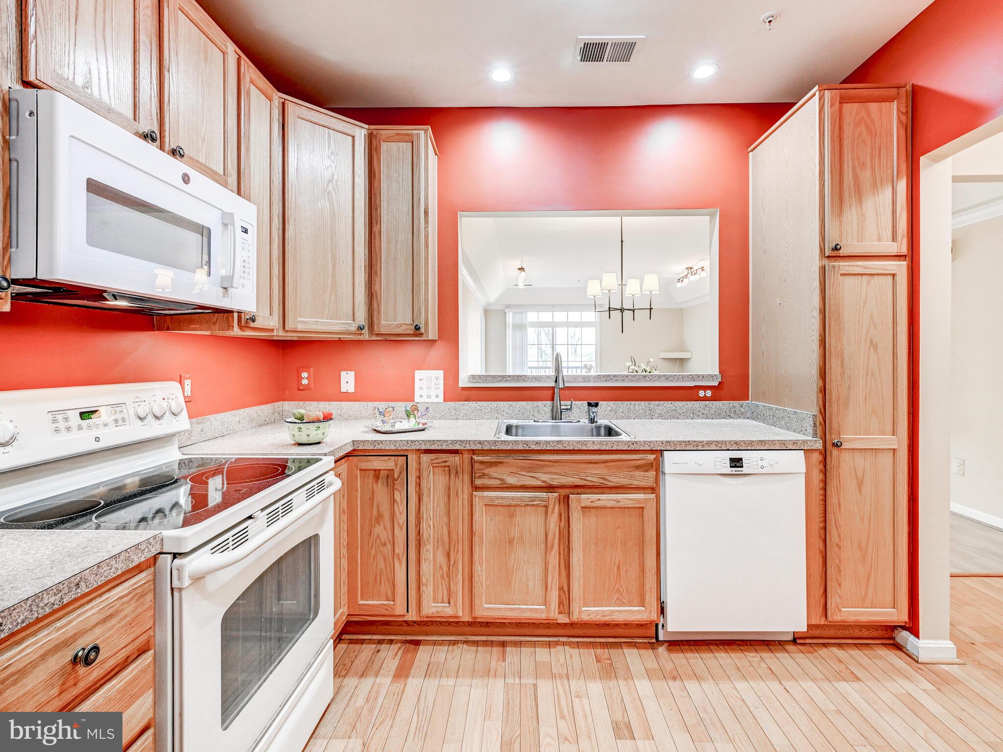 QUARRY LAKE AT GREENSPRING - Residential