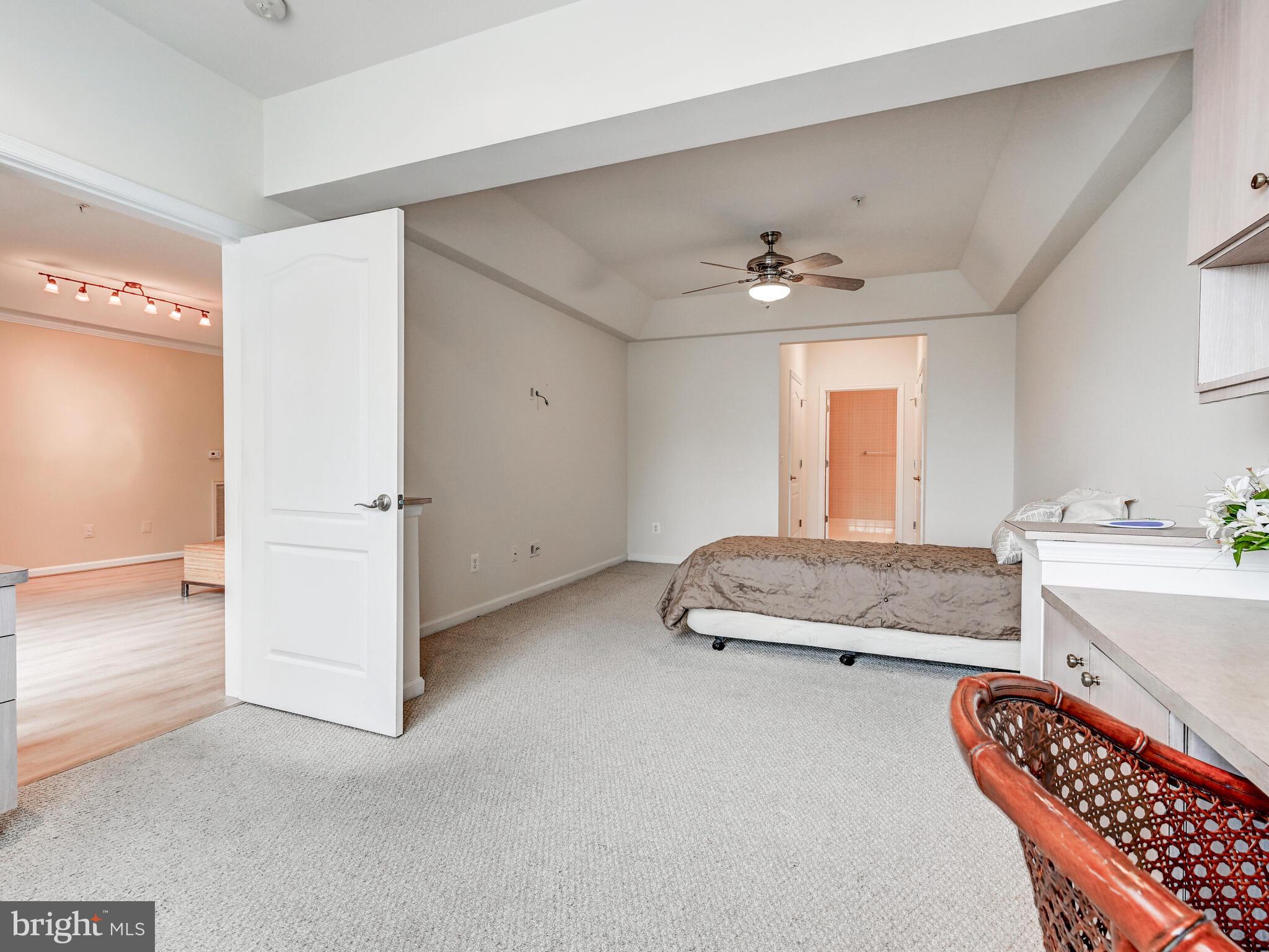 QUARRY LAKE AT GREENSPRING - Residential