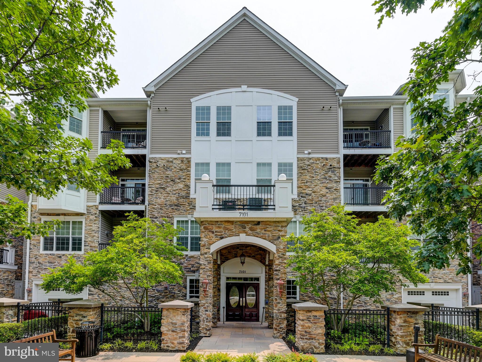 QUARRY LAKE AT GREENSPRING - Residential