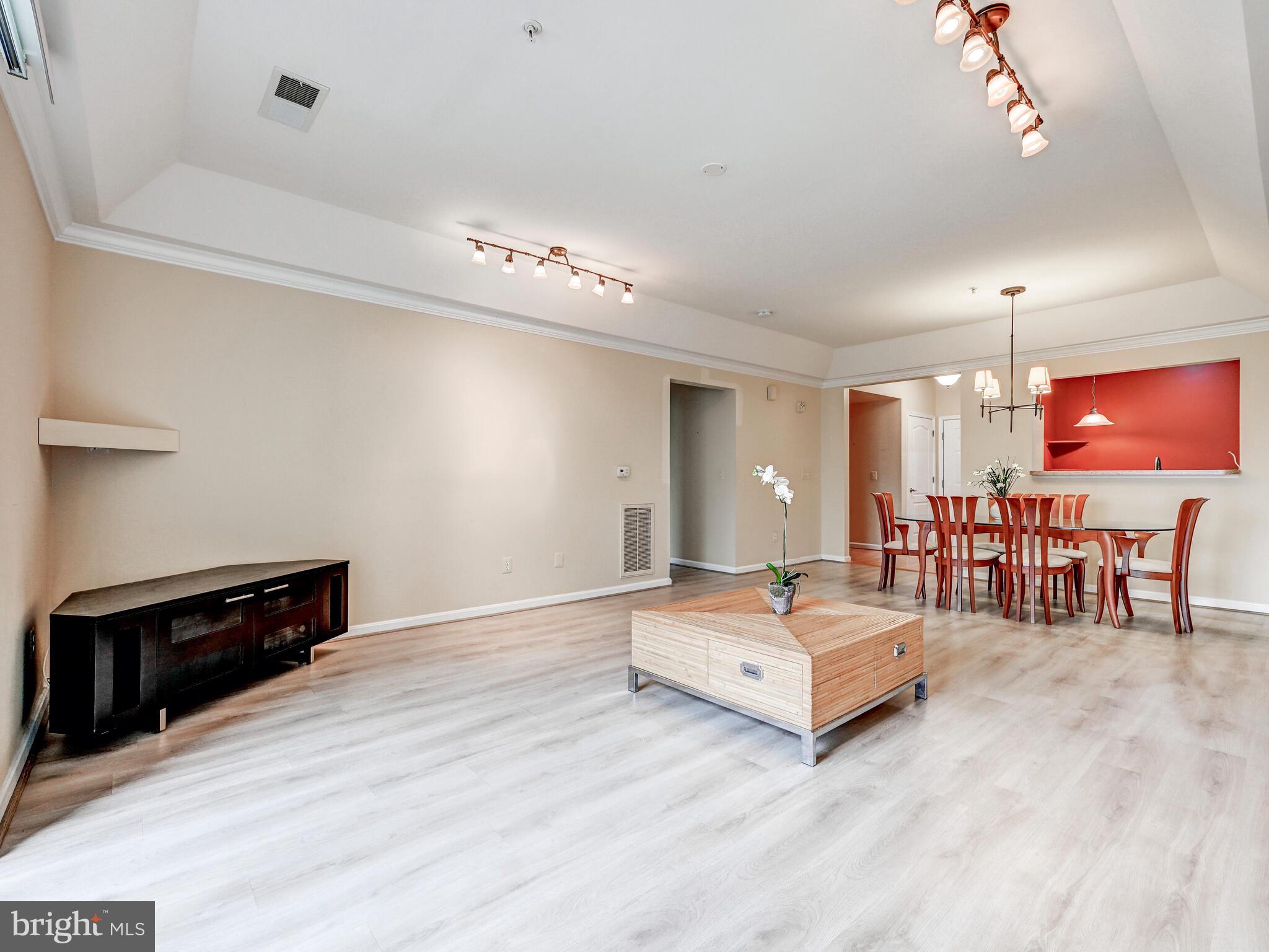 QUARRY LAKE AT GREENSPRING - Residential