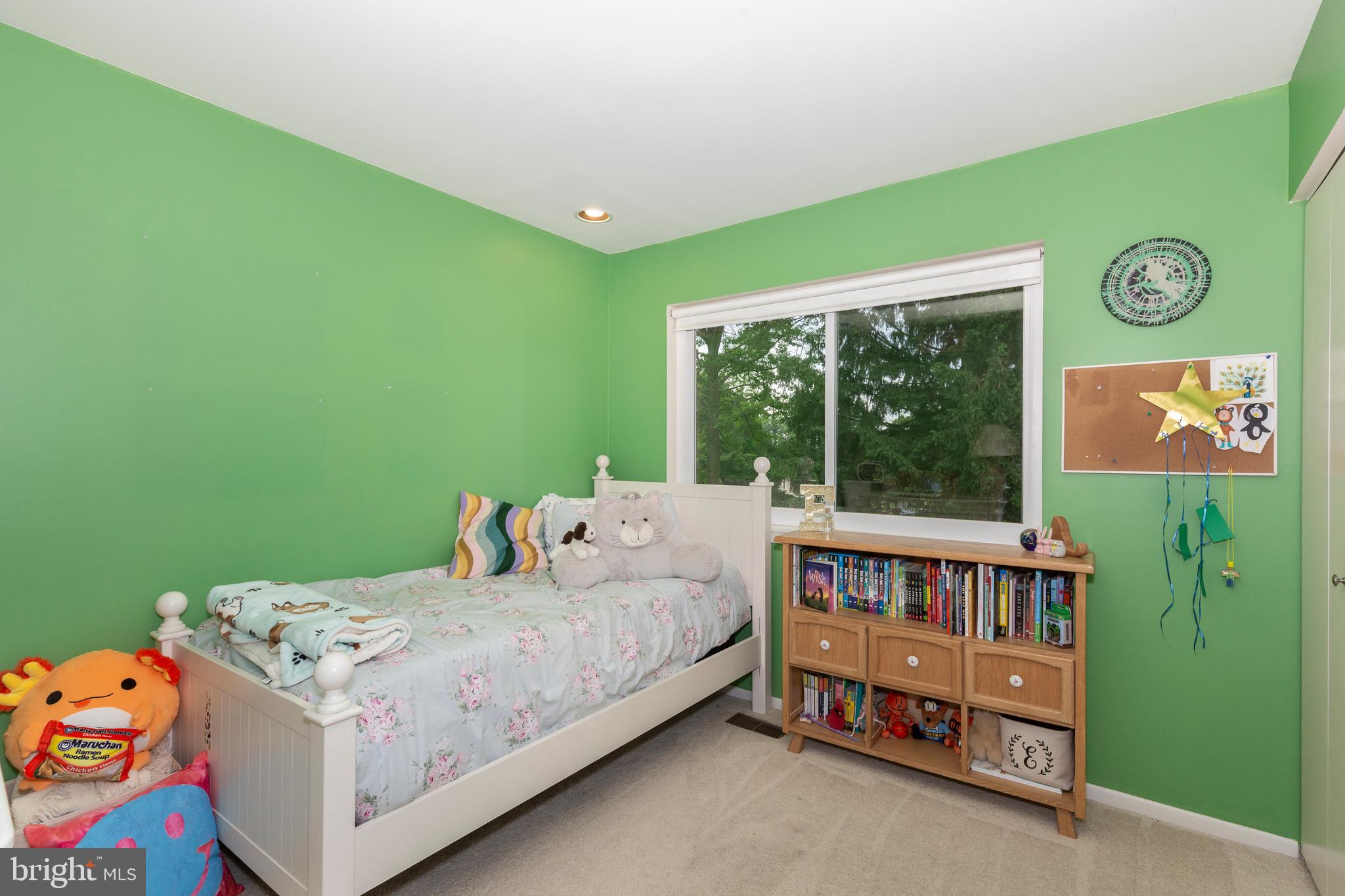 VELVET HILLS - Residential