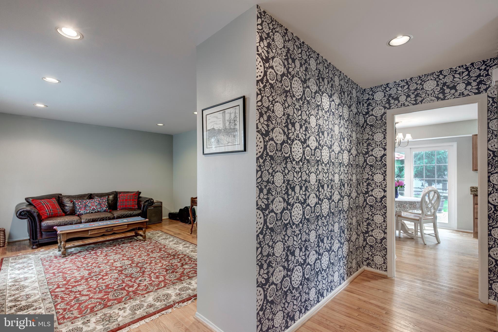 VELVET HILLS - Residential