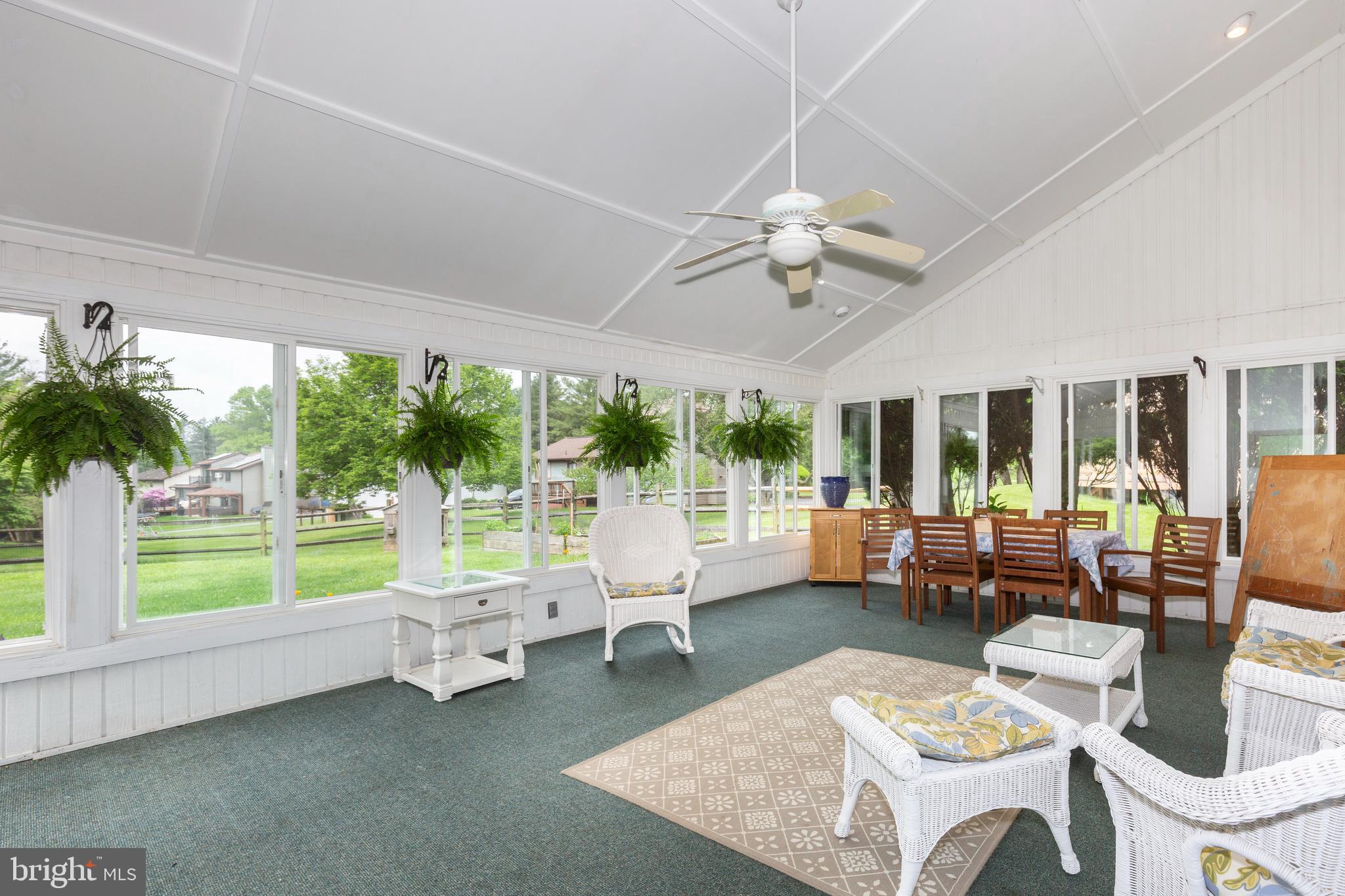 VELVET HILLS - Residential