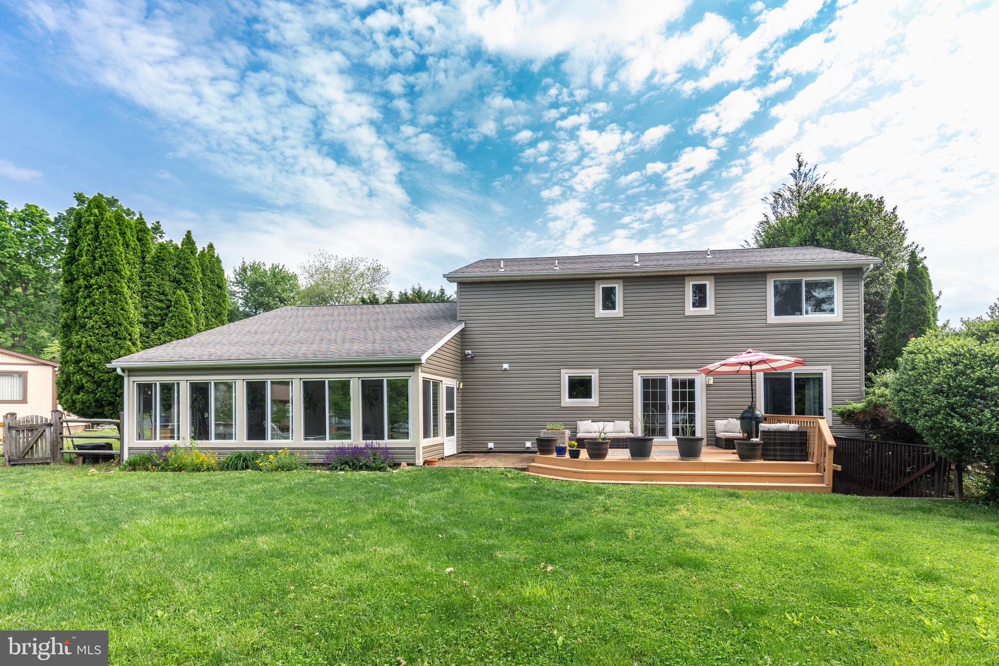 VELVET HILLS - Residential