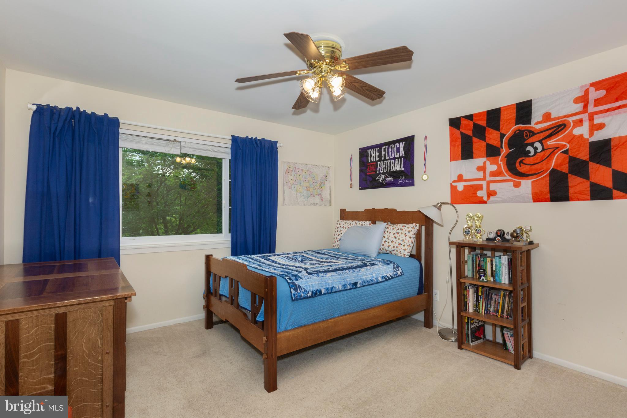 VELVET HILLS - Residential