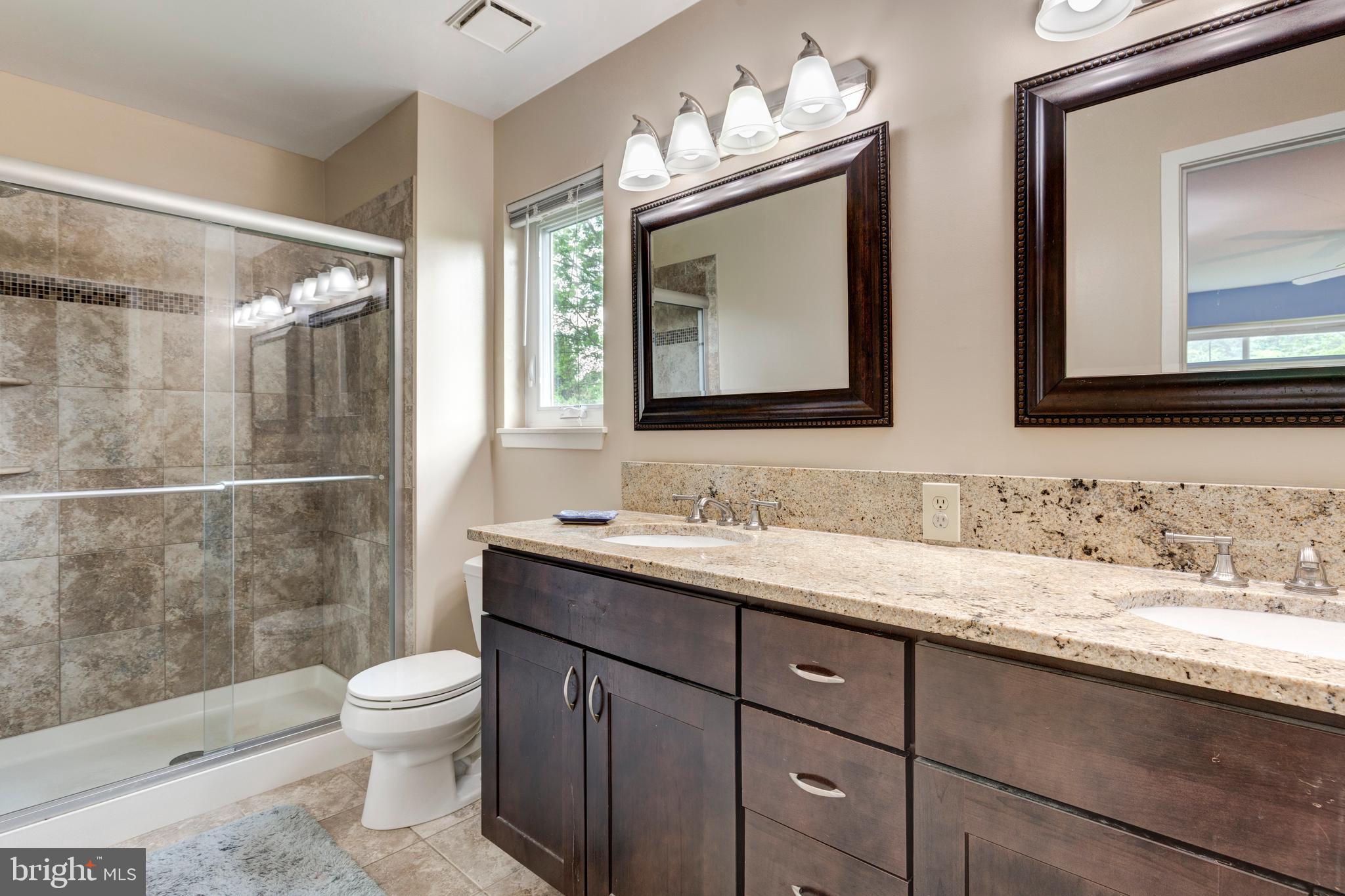 VELVET HILLS - Residential