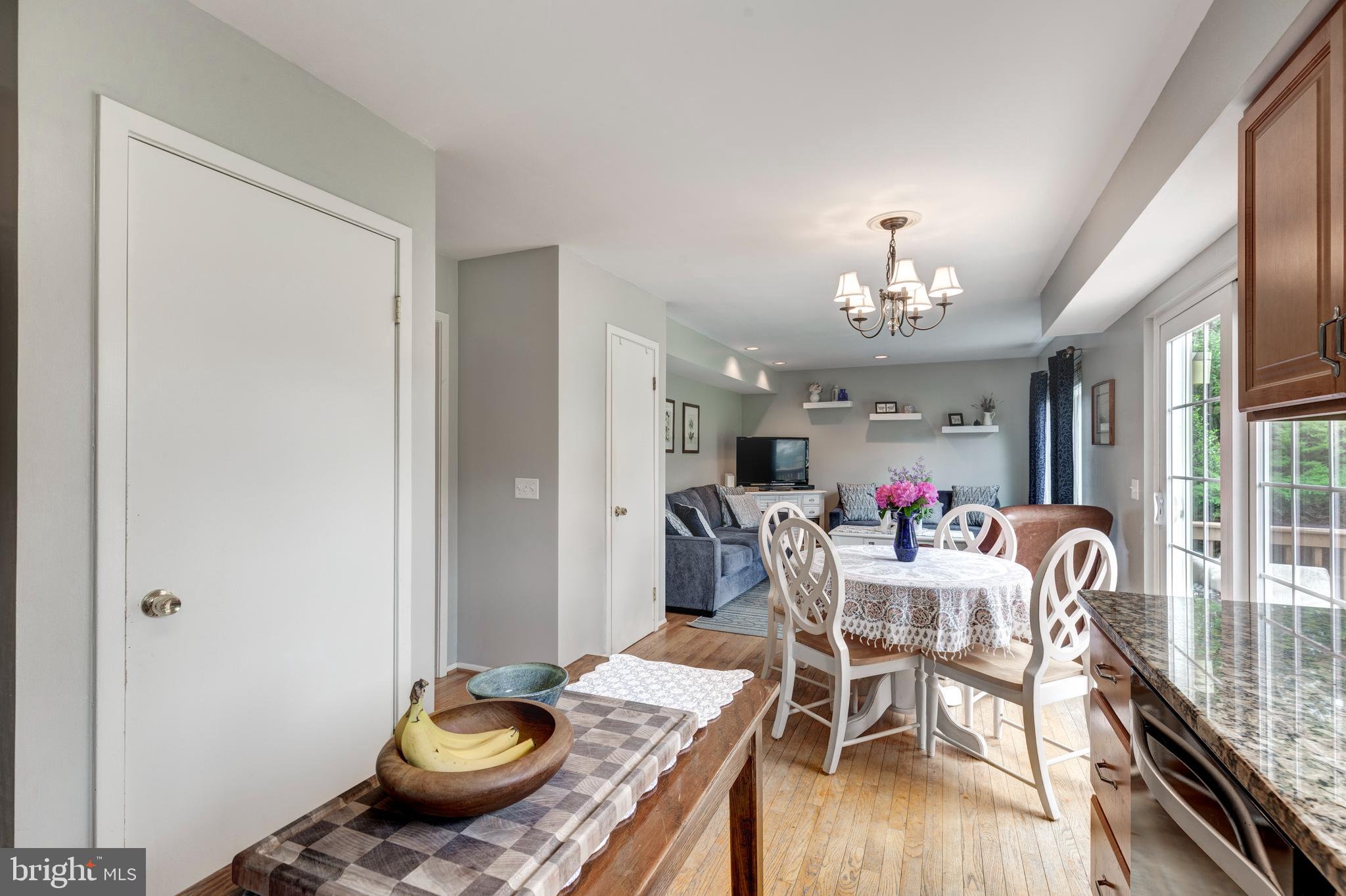 VELVET HILLS - Residential