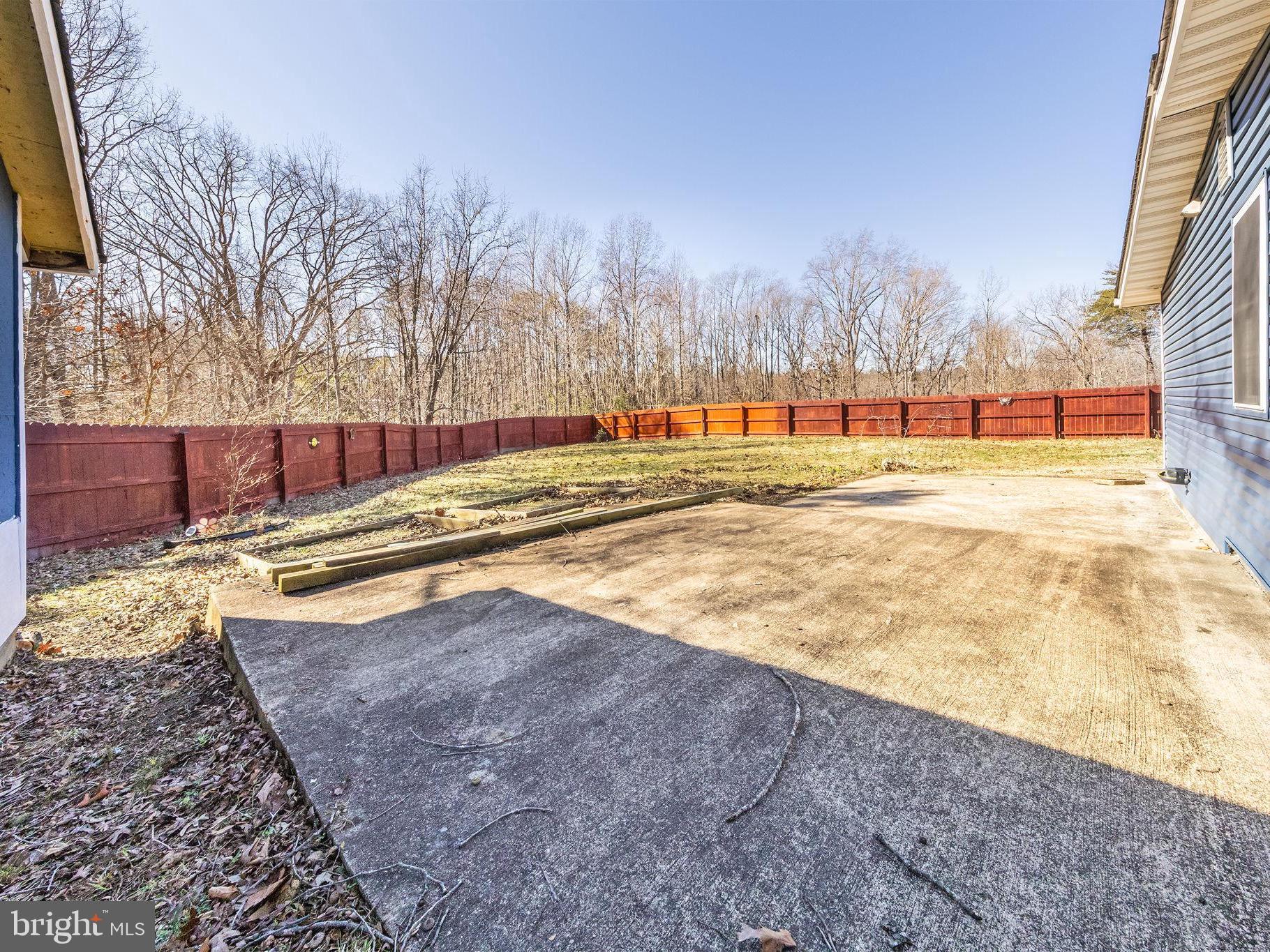 CAROLINE VILLAGE - Residential