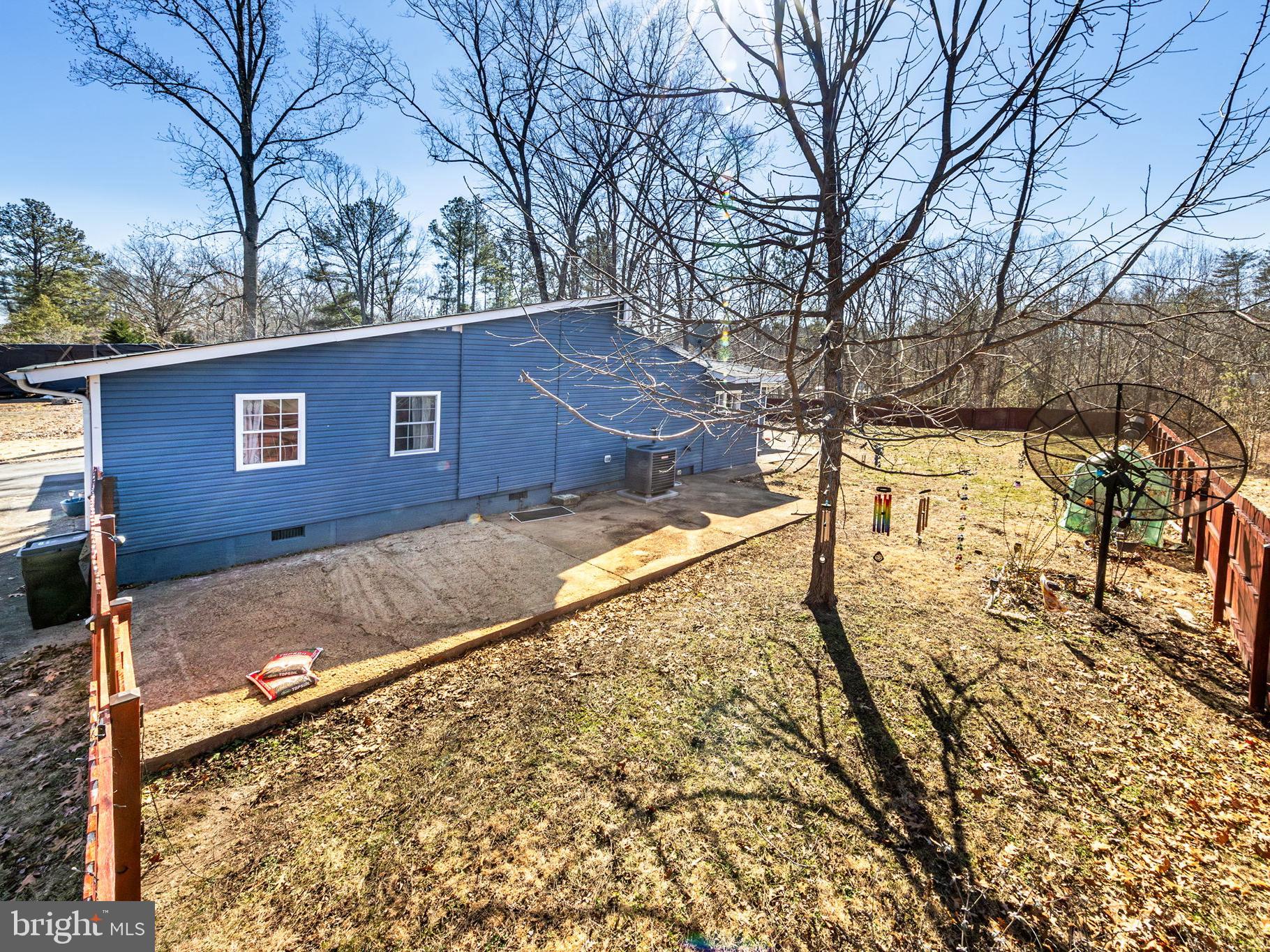 CAROLINE VILLAGE - Residential