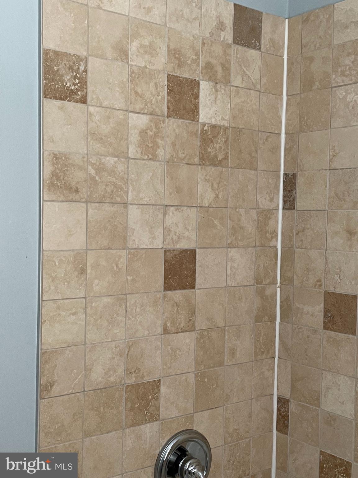 JEFFERSON MANOR - Residential Lease