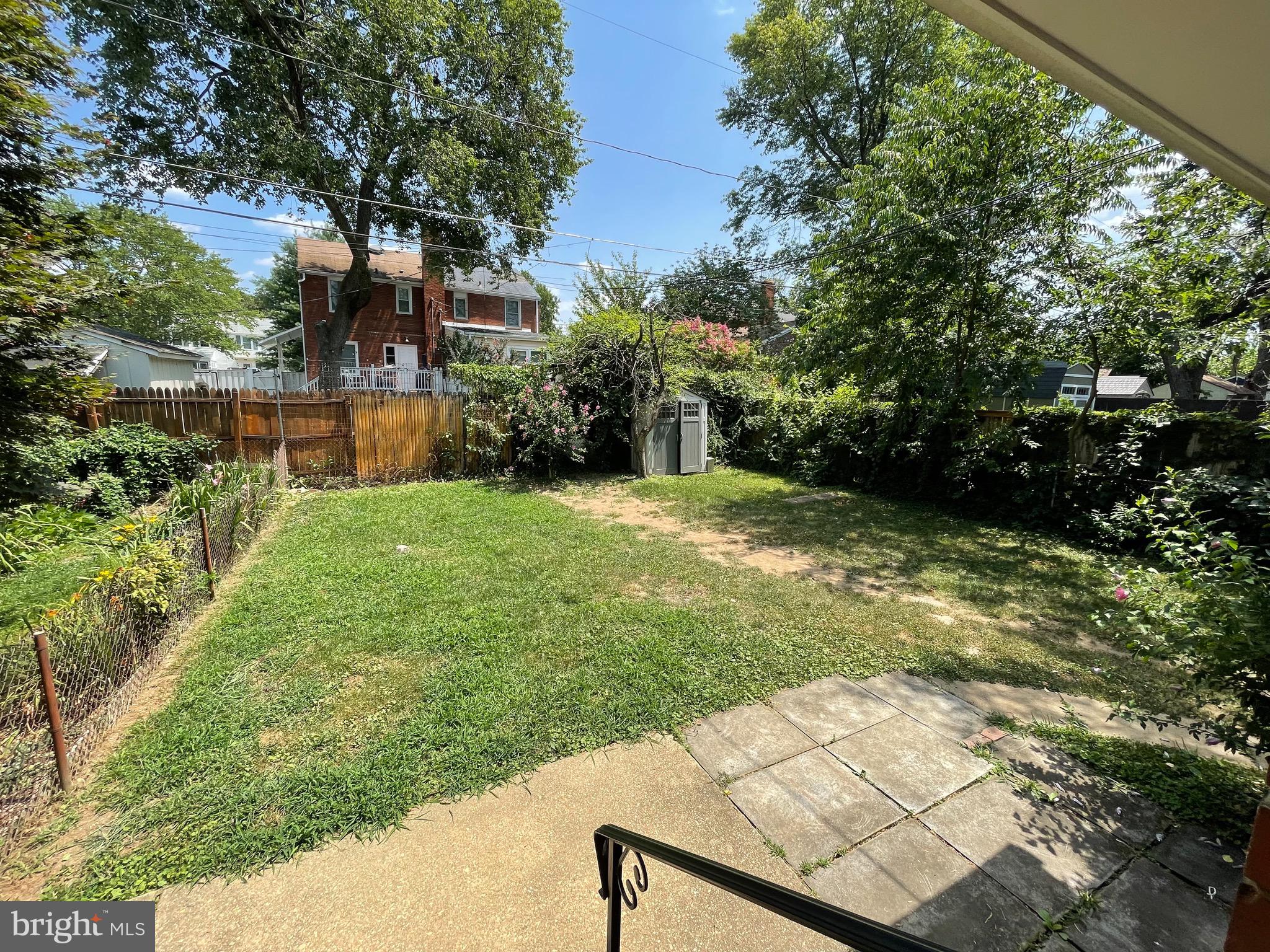 JEFFERSON MANOR - Residential Lease