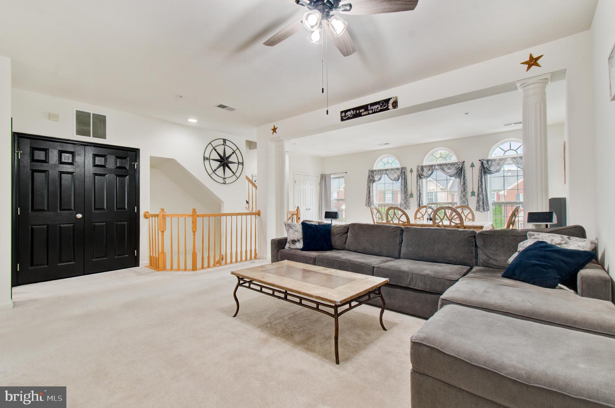 2235 IVY LANE 4