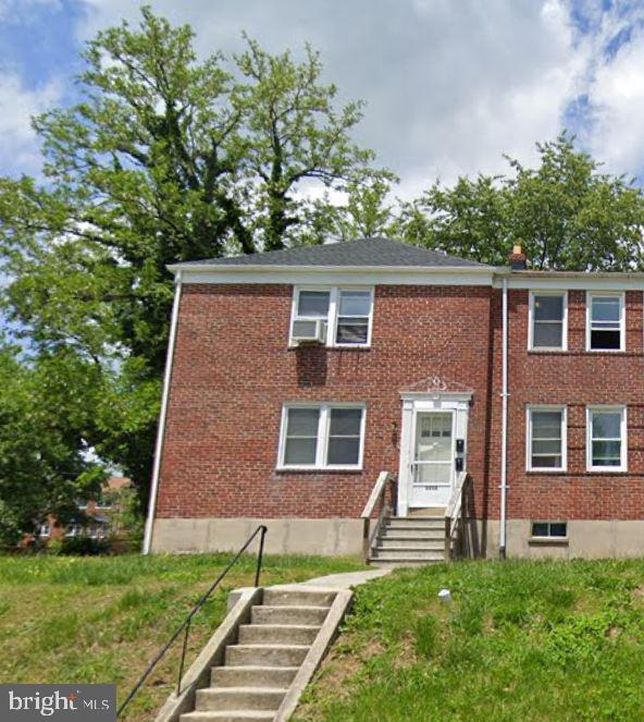 Turnkey Duplex with Immediate Income Potential!
Don't miss this fantastic opportunity to own a well-maintained, recently updated duplex—perfect for investors or owner-occupants seeking additional rental income. This versatile property features two separate 2-bedroom, 1-bathroom units, each with identical floor plans and stylish, modern finishes.
Highlights include:
Tenant-occupied lower unit, providing instant rental income
Spacious shared basement with ample storage and convenient laundry facilities
Recent updates throughout both units for enhanced comfort and appeal
Ideal for investment, house hacking, or multi-generational living
Located just minutes from shopping, dining, and major commuter routes, this Baltimore gem combines location, flexibility, and value.
Schedule your tour today and take the next step in building your real estate portfolio!