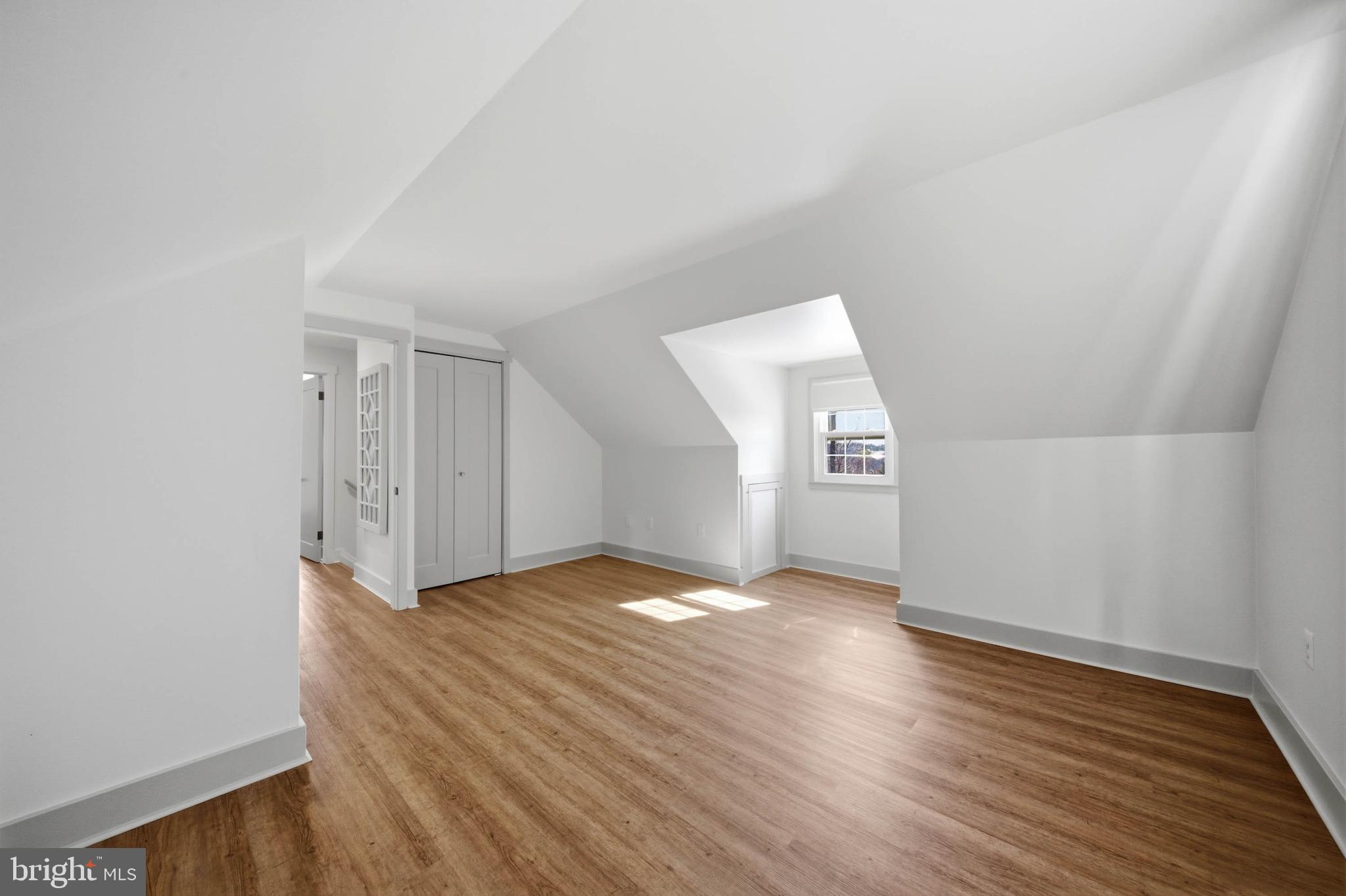 GLENMOORE - Residential