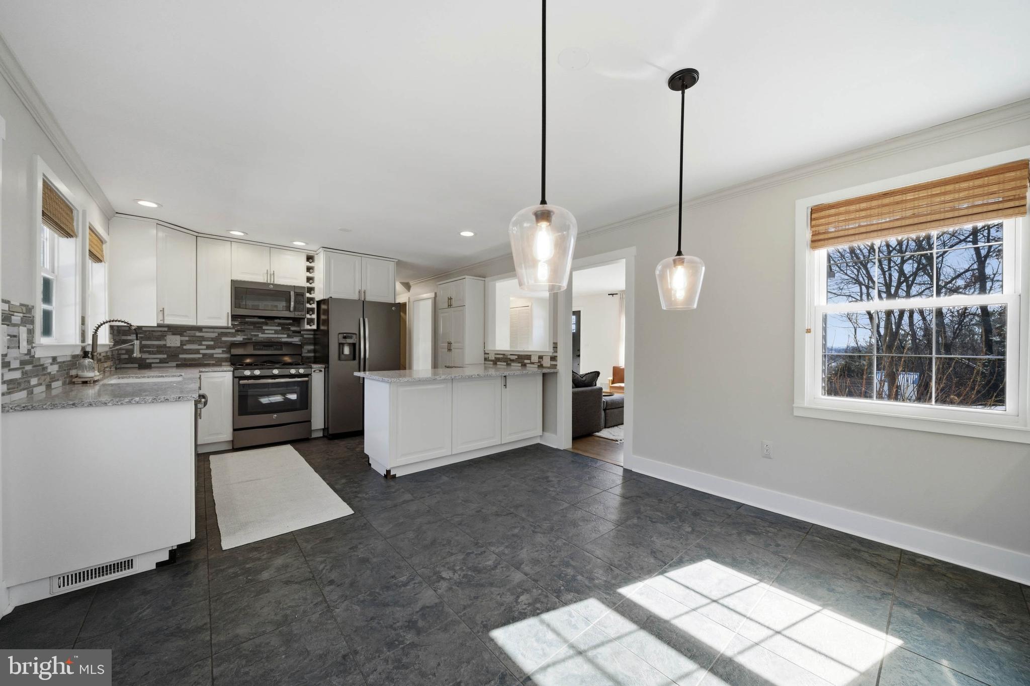 GLENMOORE - Residential