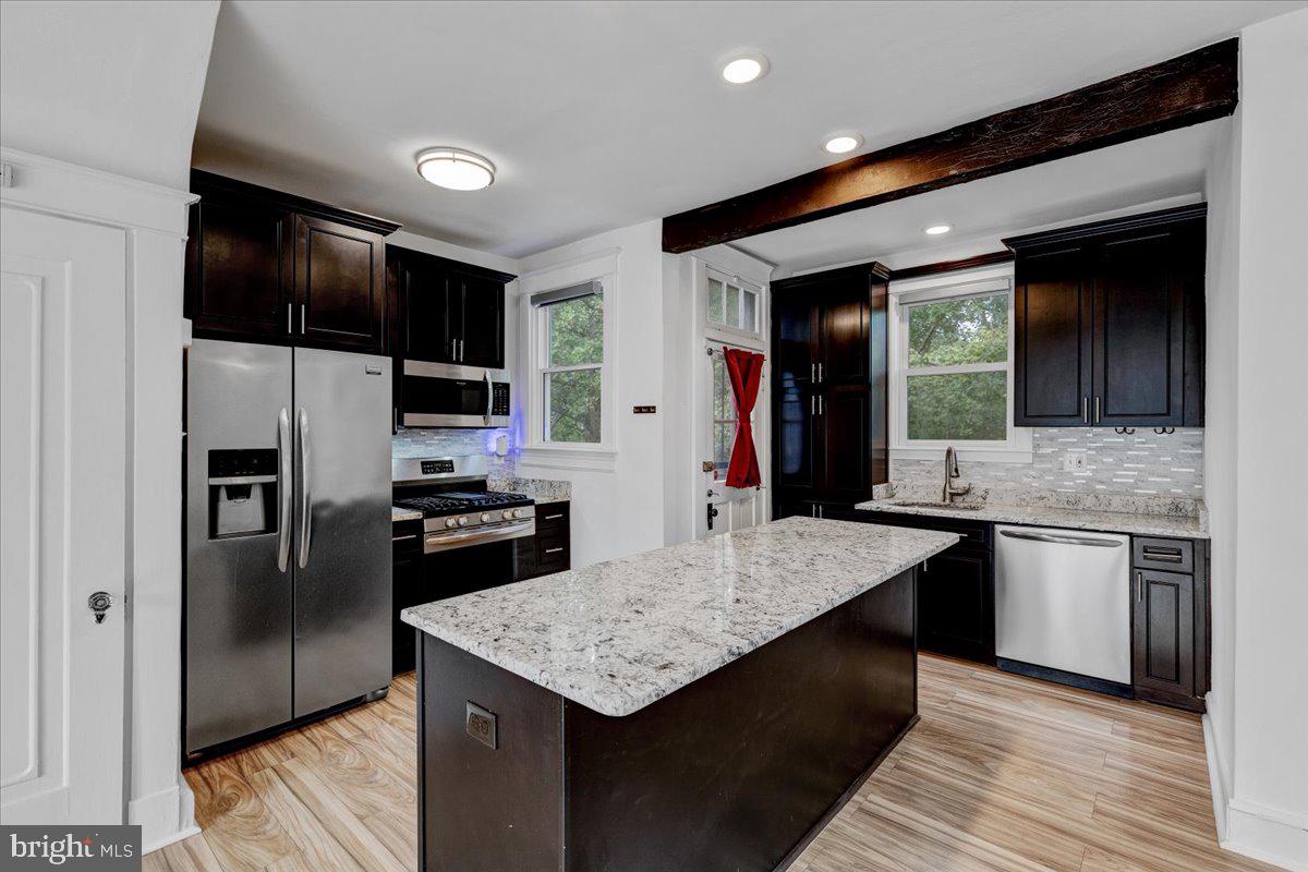 MAYFIELD - Residential