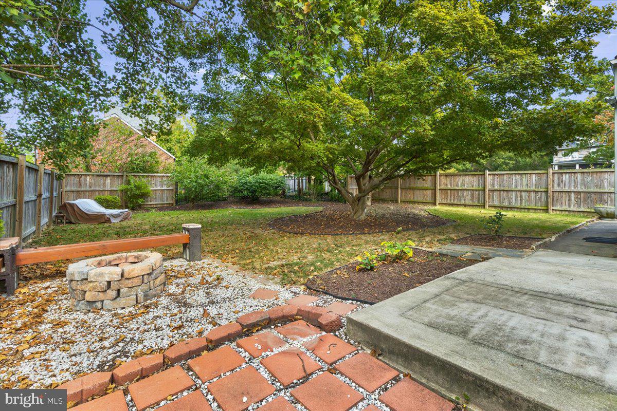 MAYFIELD - Residential