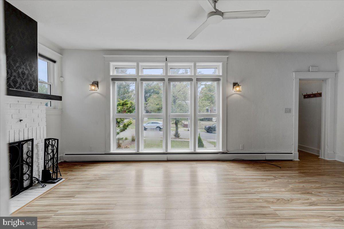 MAYFIELD - Residential