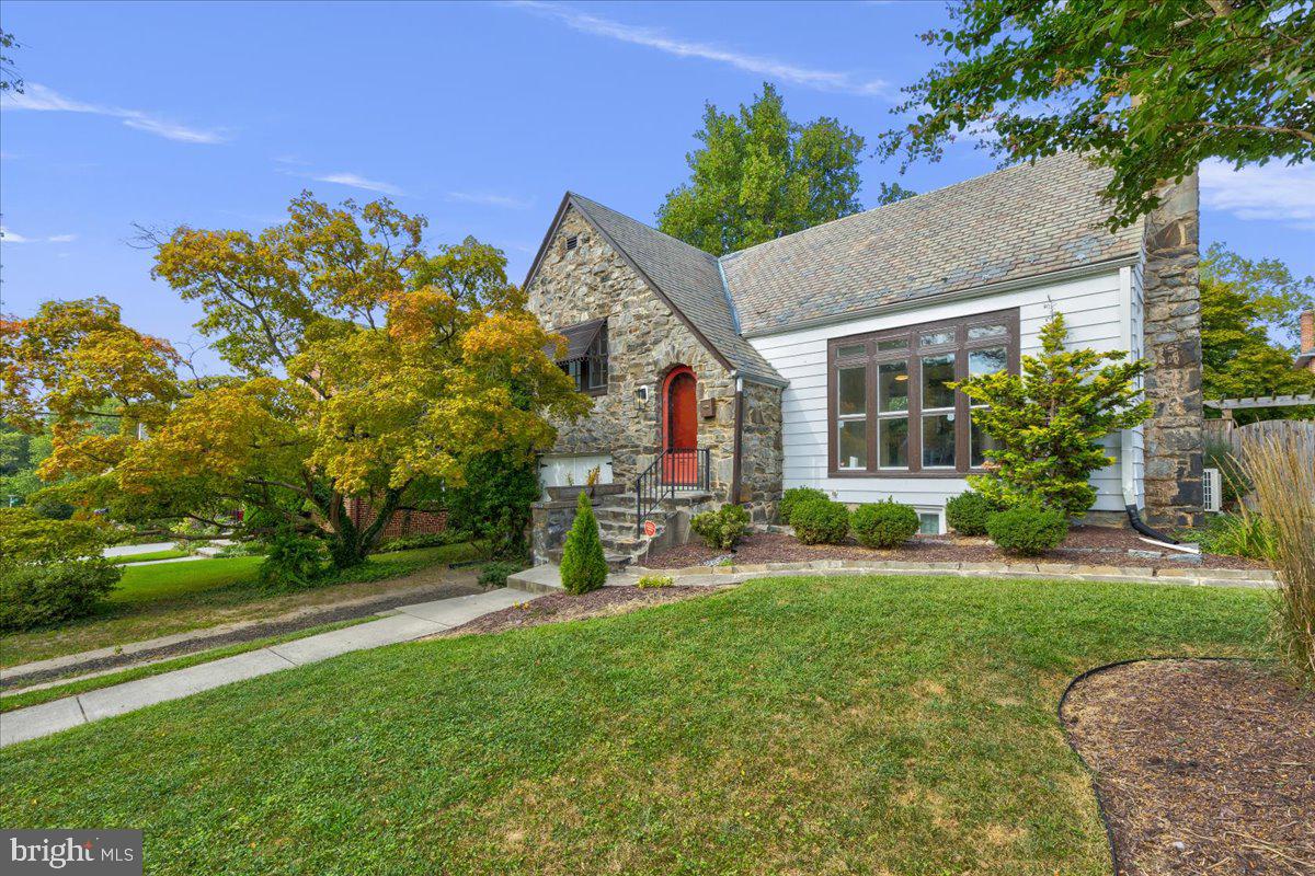 MAYFIELD - Residential