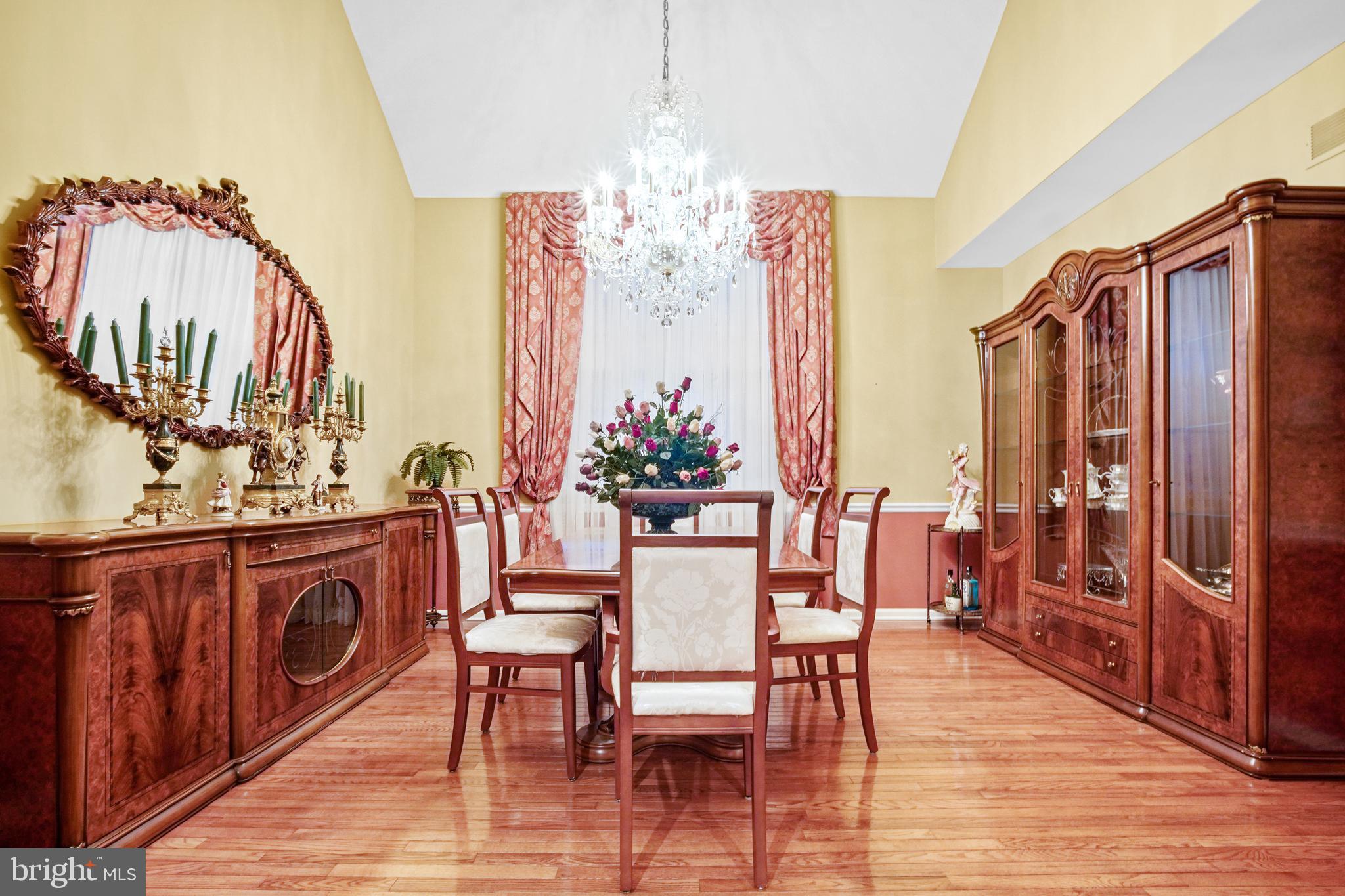 NORTHAMPTON CROSSG - Residential