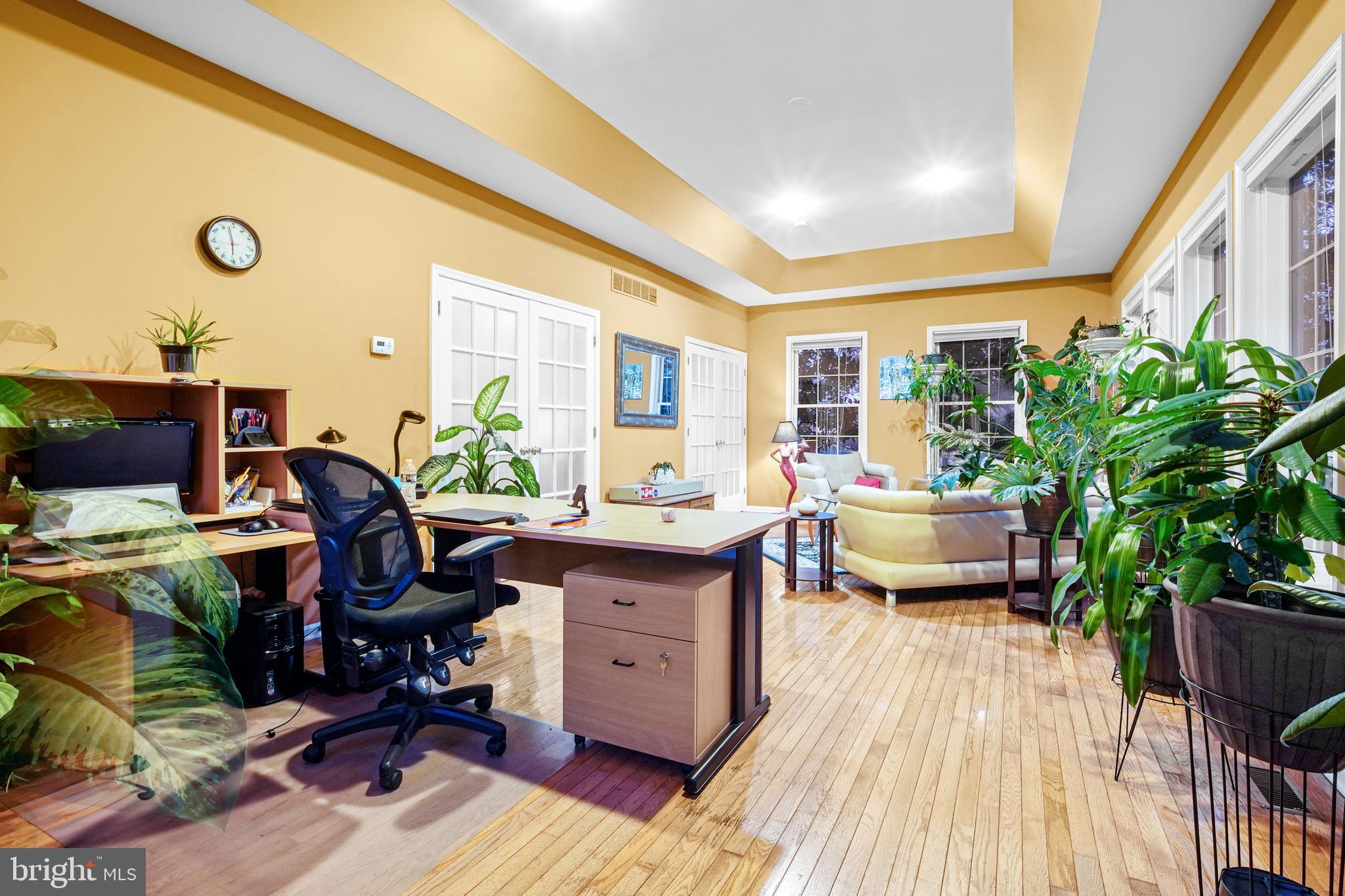 NORTHAMPTON CROSSG - Residential