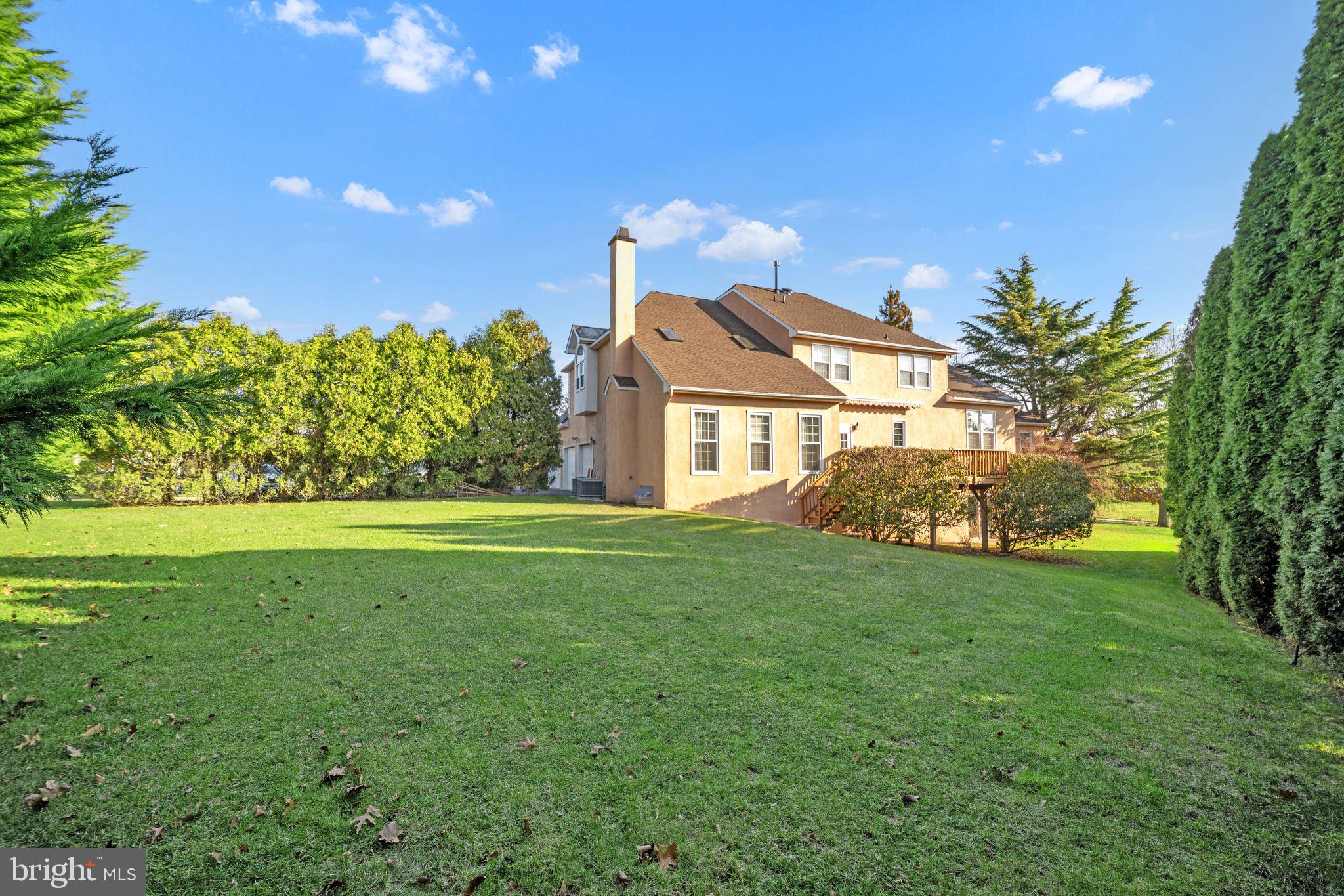 NORTHAMPTON CROSSG - Residential