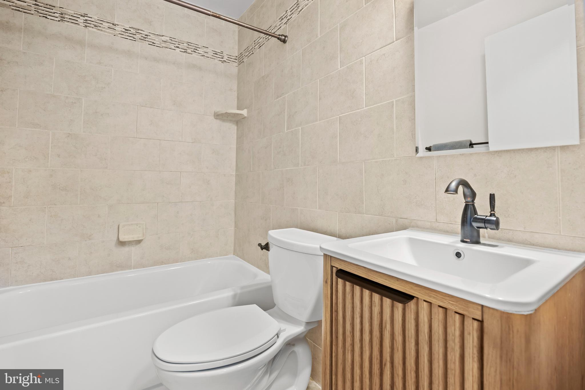 CAMERON HOMES - Residential