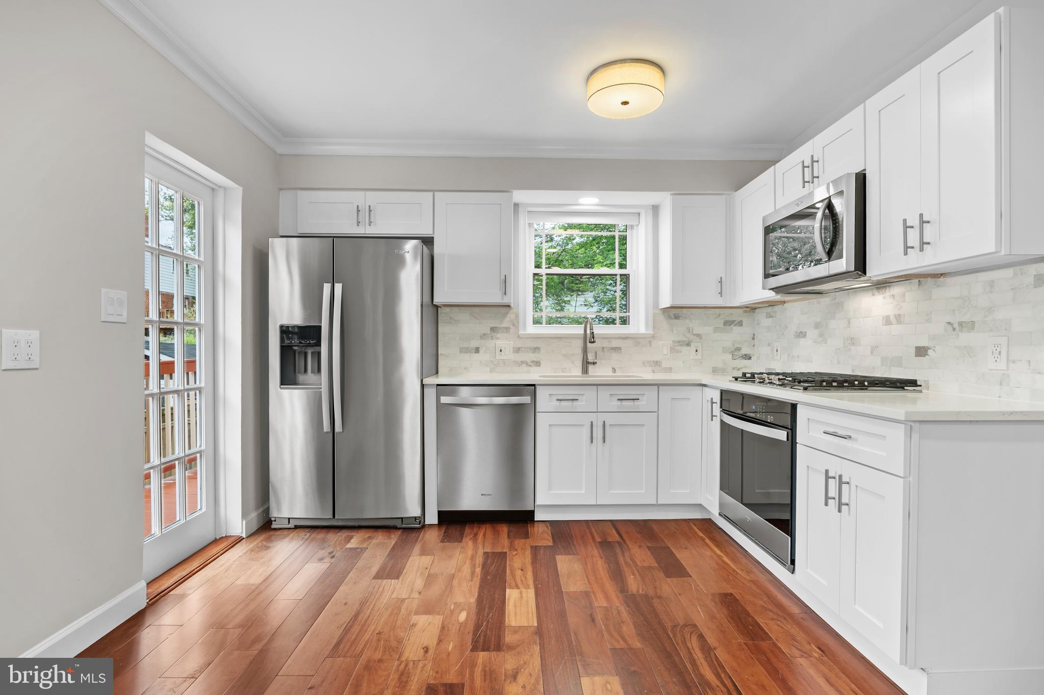 CAMERON HOMES - Residential