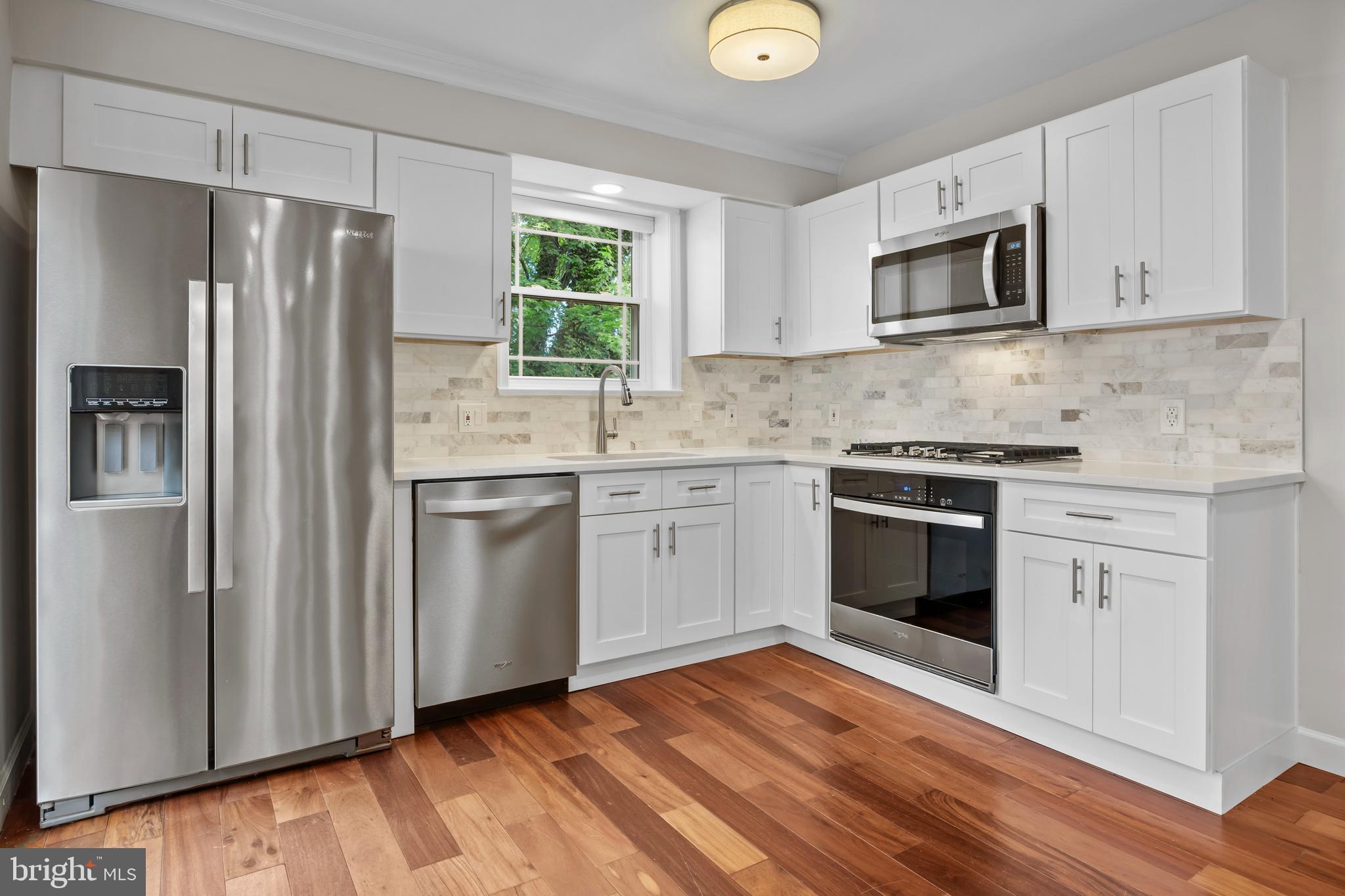 CAMERON HOMES - Residential