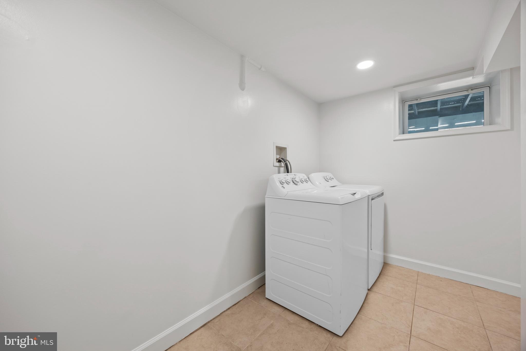CAMERON HOMES - Residential