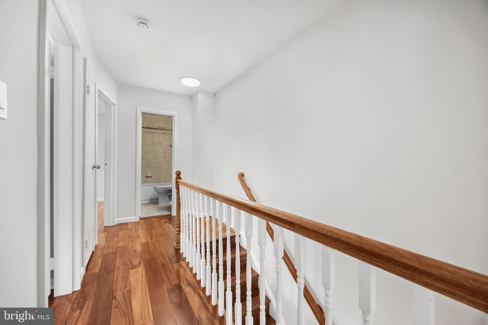 CAMERON HOMES - Residential