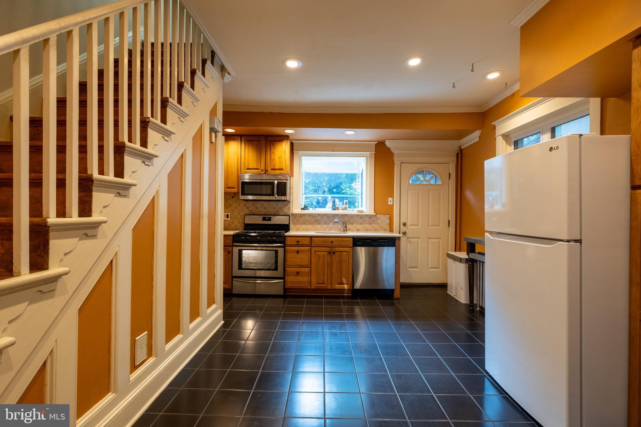 BELLA VISTA - Residential Lease