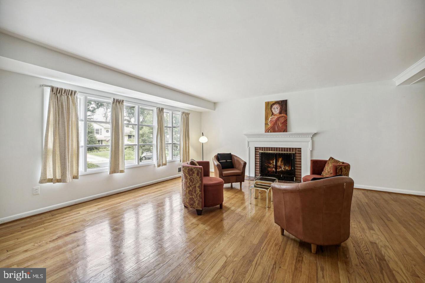 BROYHILL LANGLEY ESTATES - Residential Lease