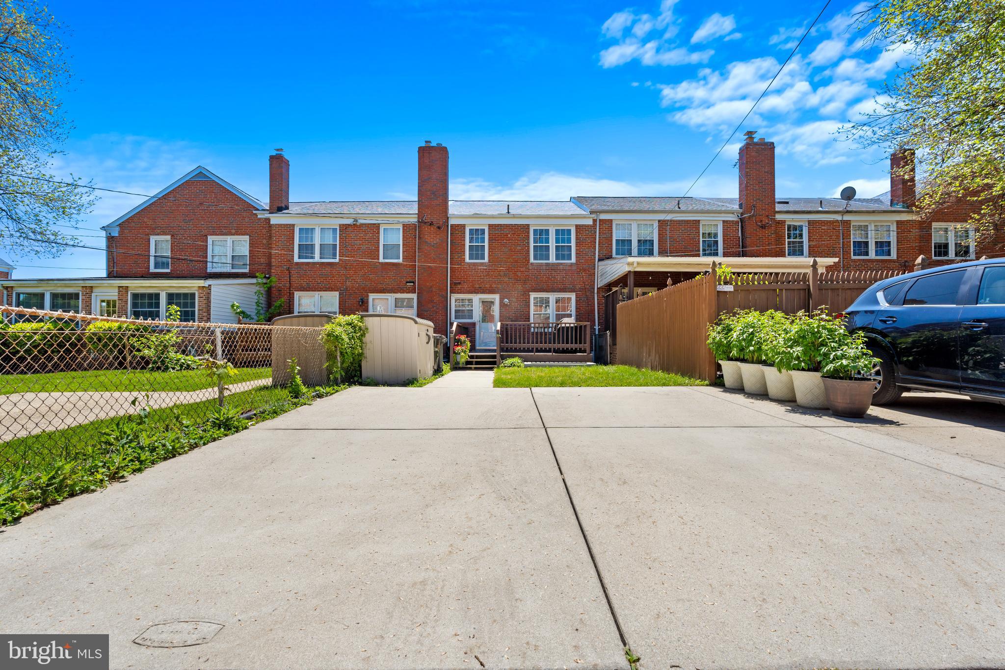 LOCH RAVEN MANOR - Residential