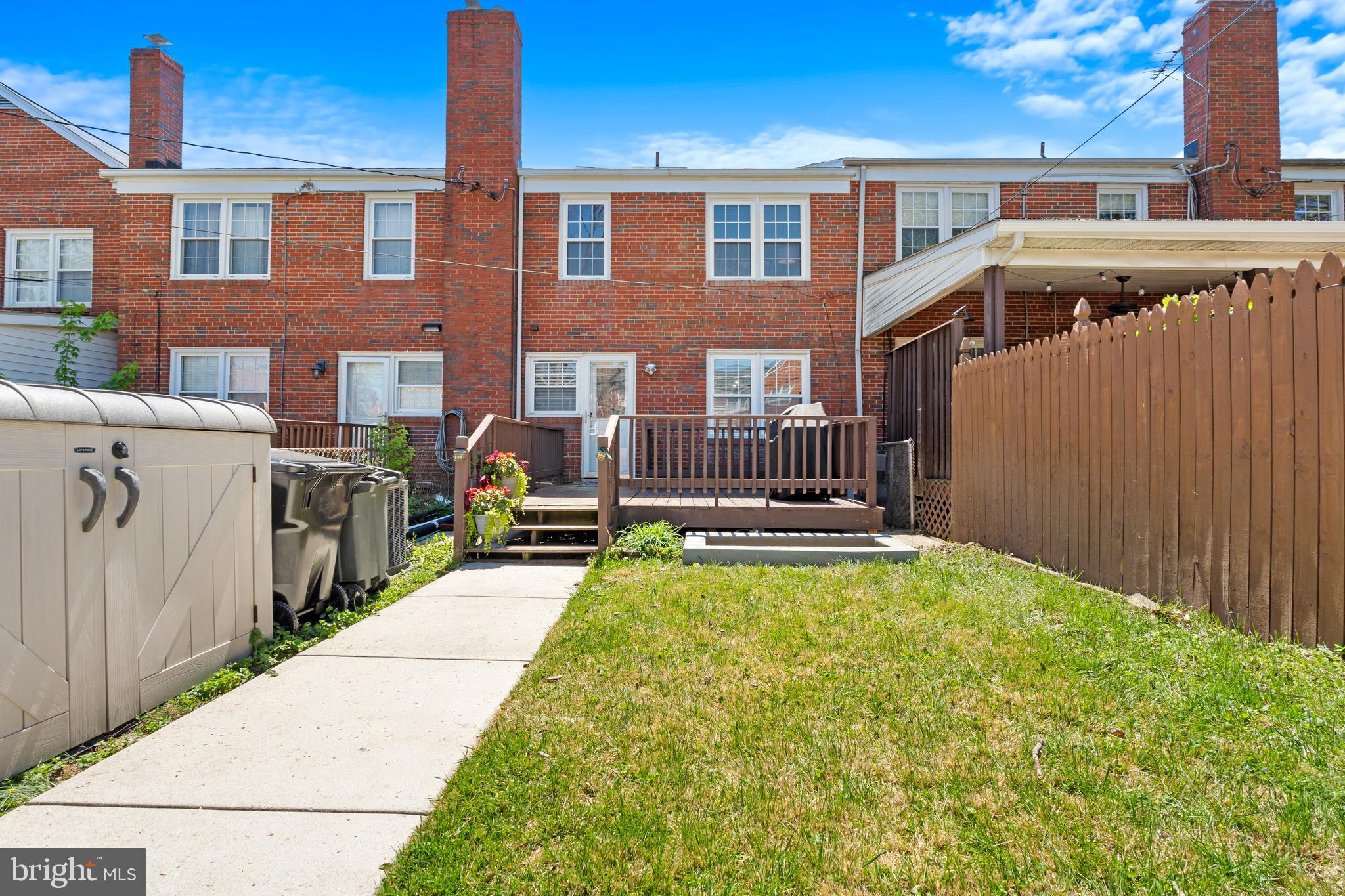 LOCH RAVEN MANOR - Residential