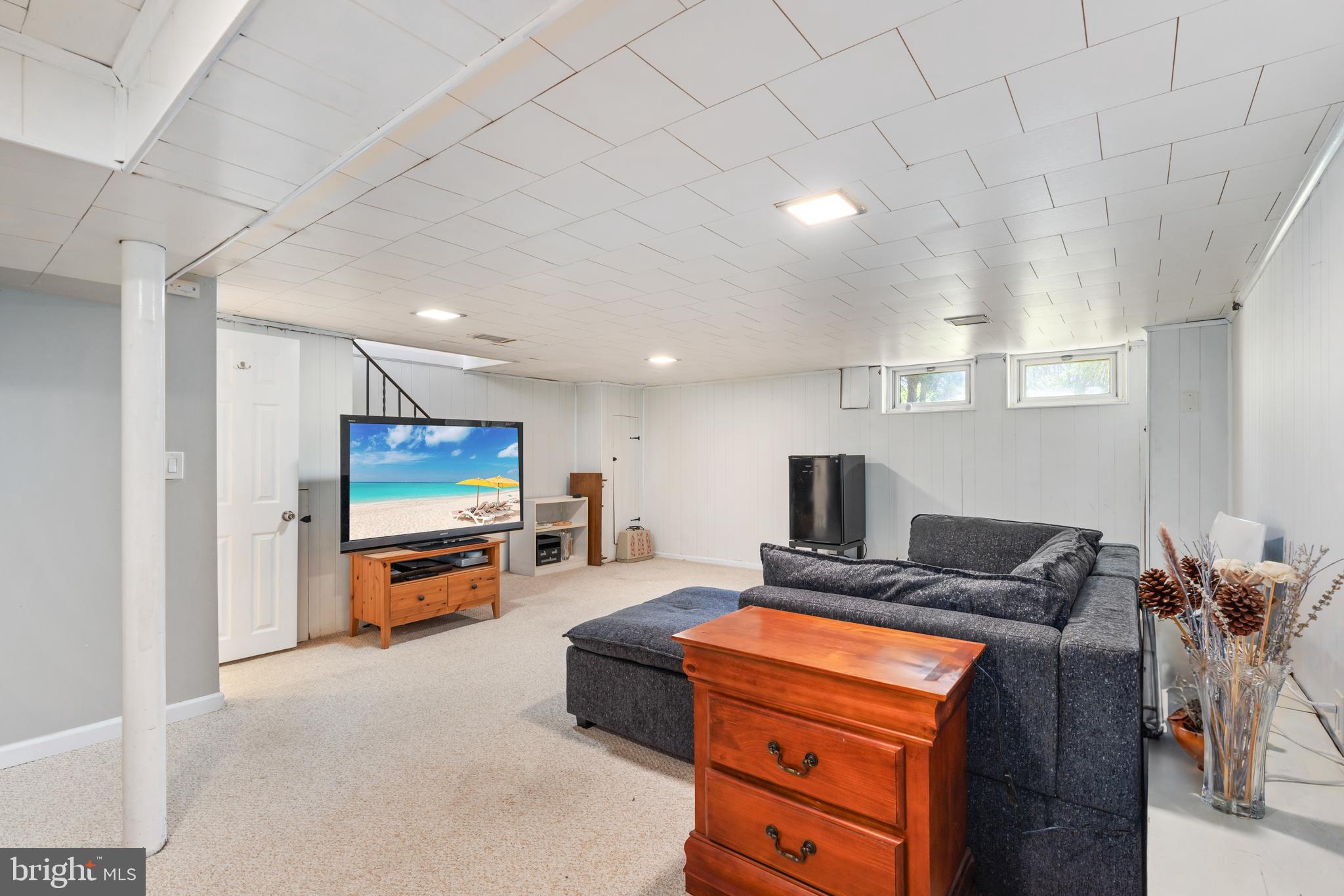 LOCH RAVEN MANOR - Residential