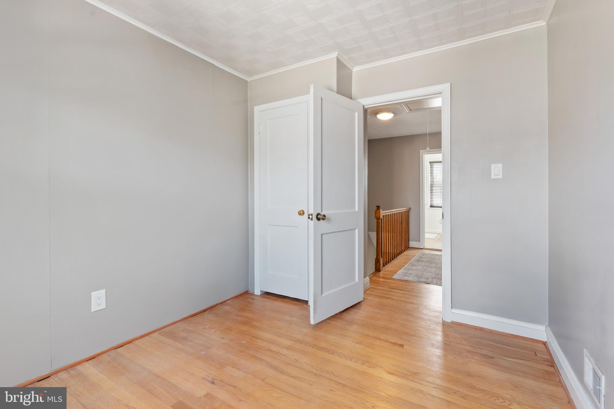 LOCH RAVEN MANOR - Residential