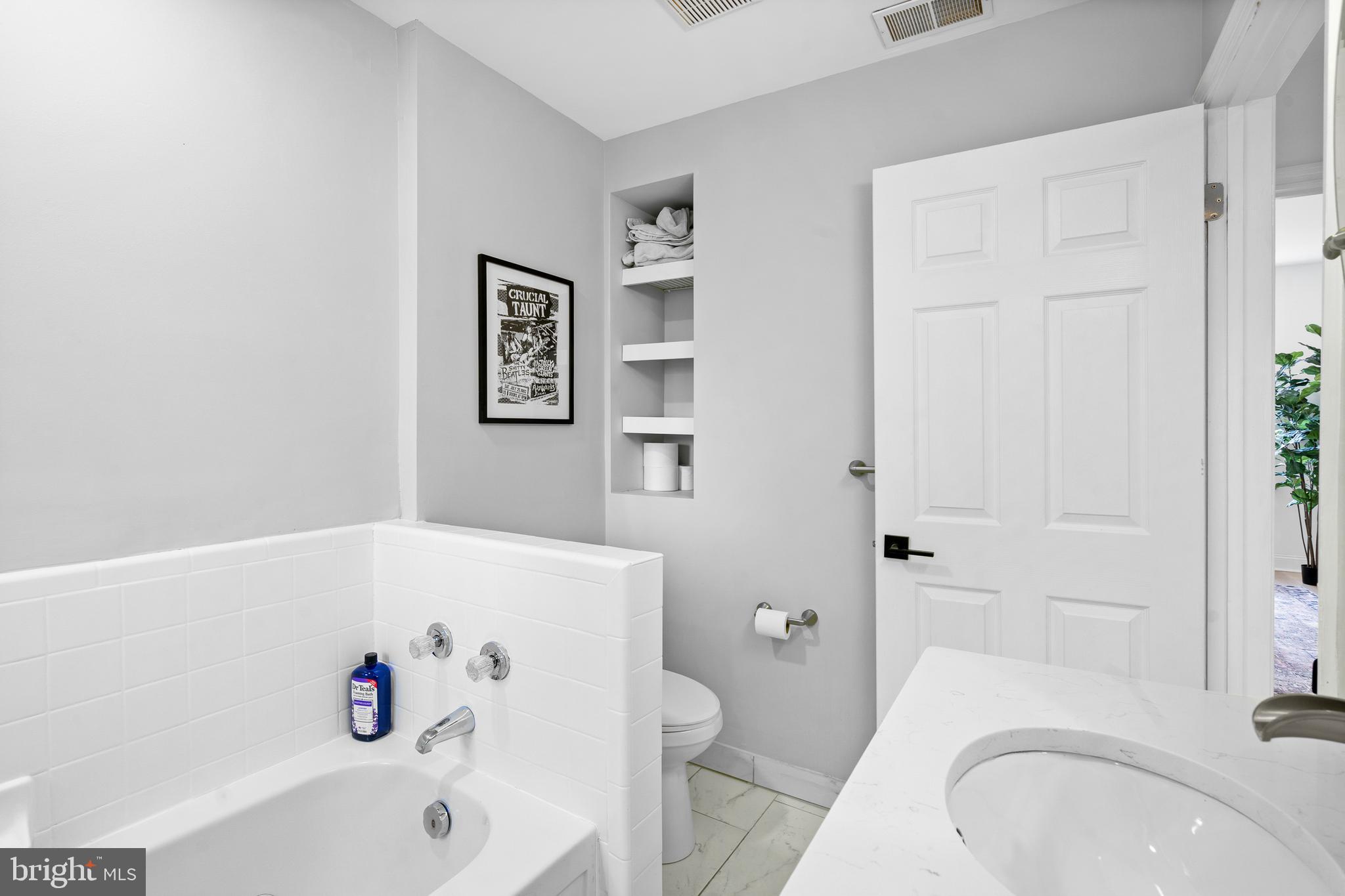 GRADUATE HOSPITAL - Residential