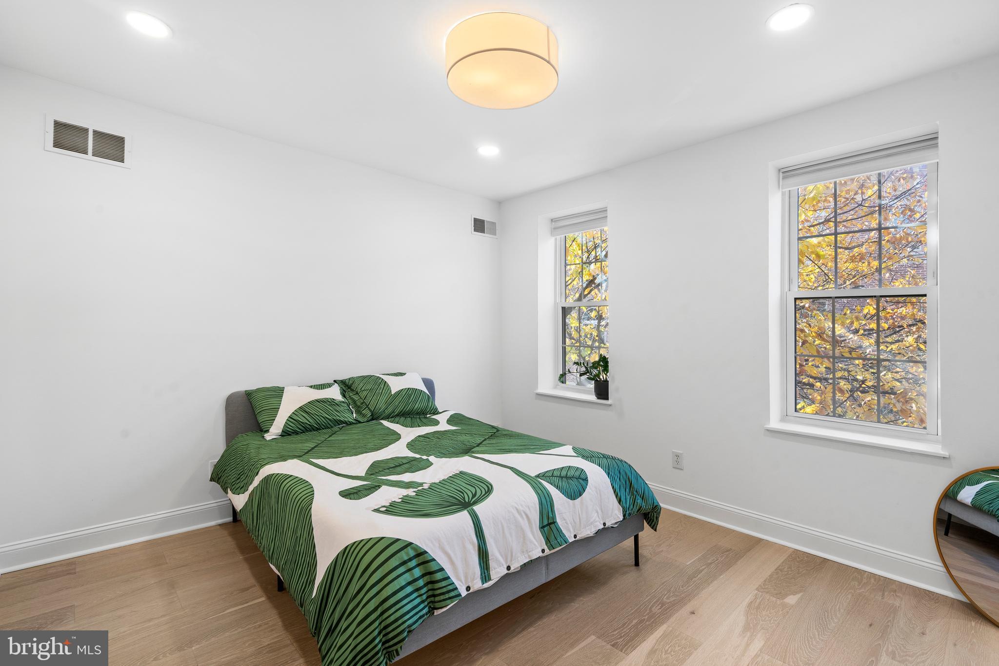 GRADUATE HOSPITAL - Residential