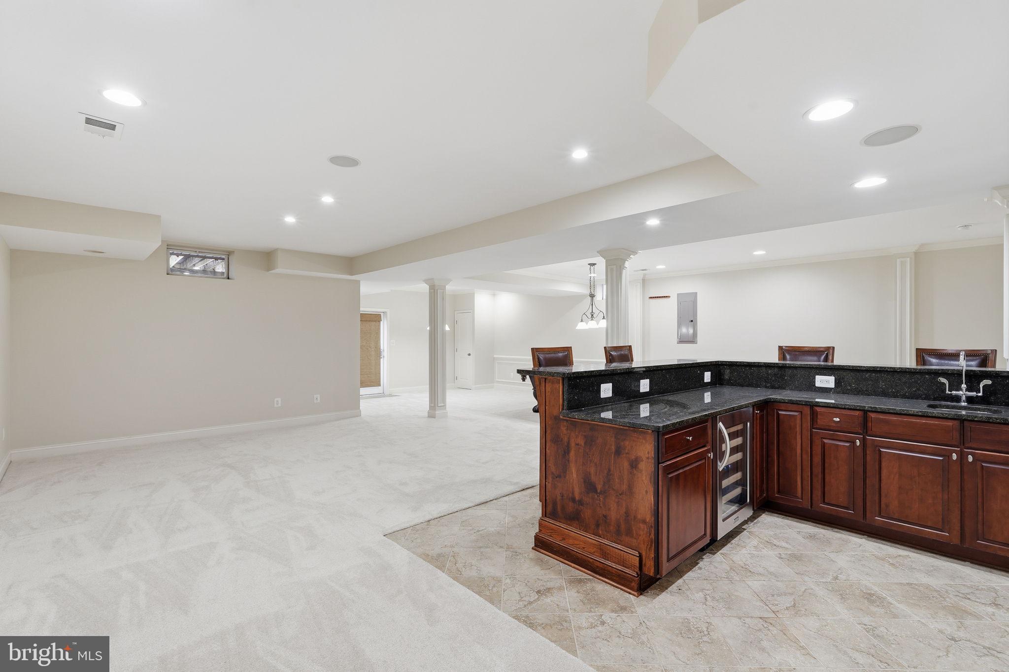 LOUDOUN VALLEY ESTATES 2 - Residential