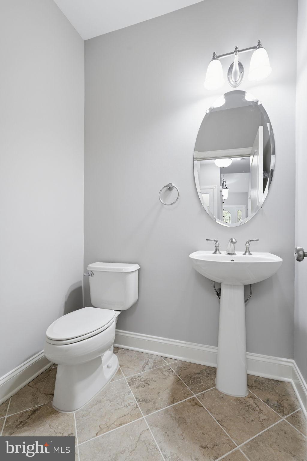 LOUDOUN VALLEY ESTATES 2 - Residential