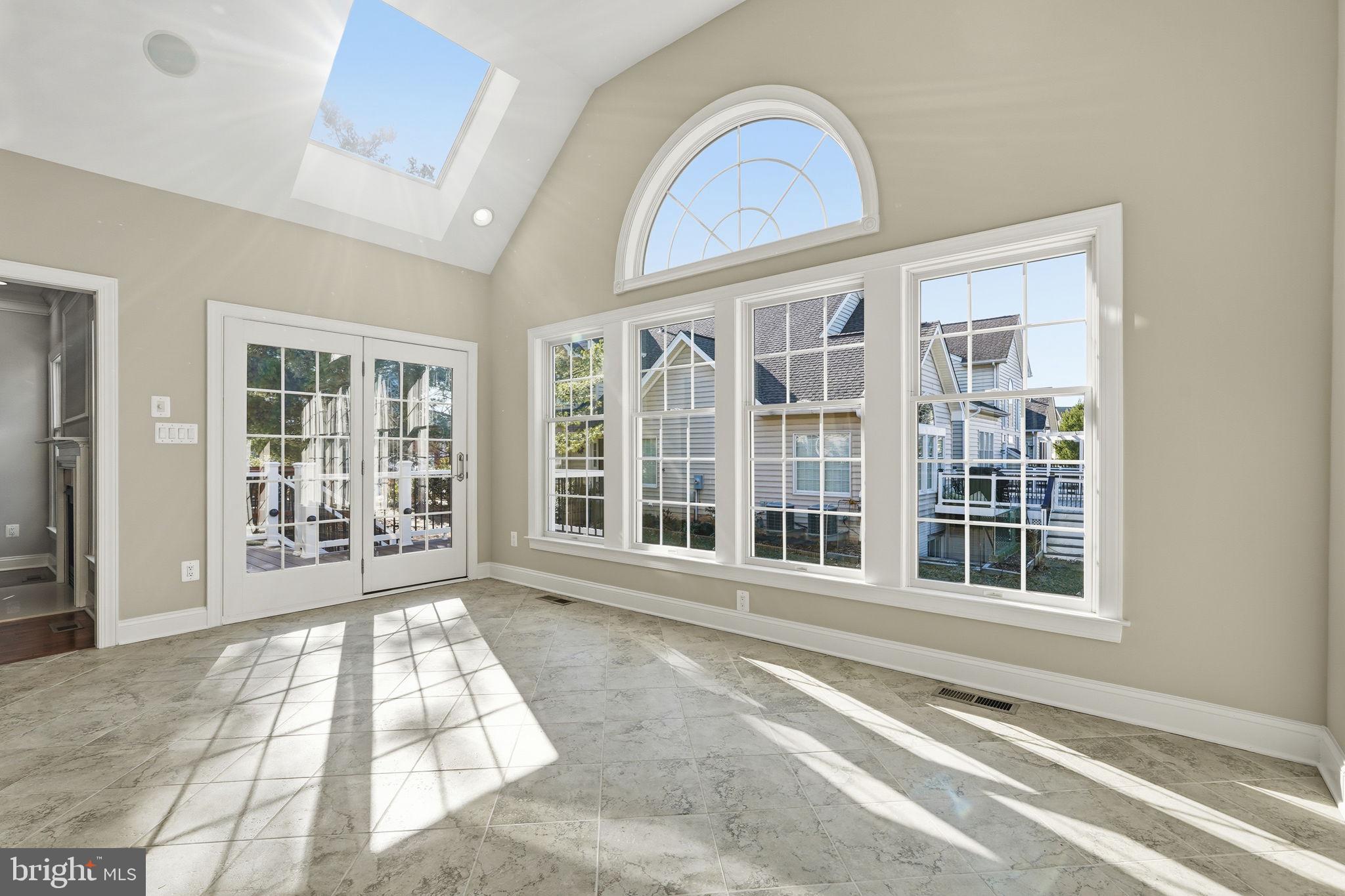 LOUDOUN VALLEY ESTATES 2 - Residential