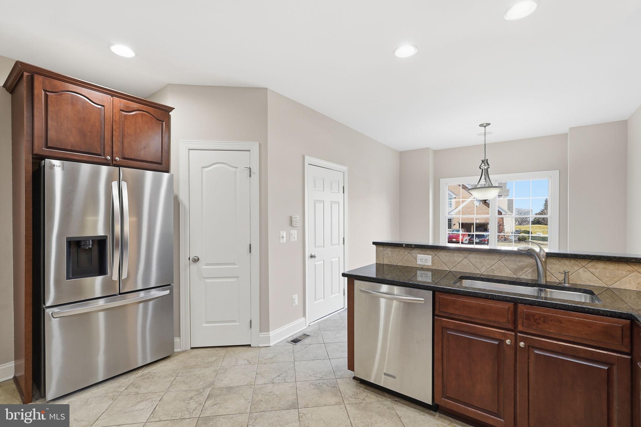 LOUDOUN VALLEY ESTATES 2 - Residential