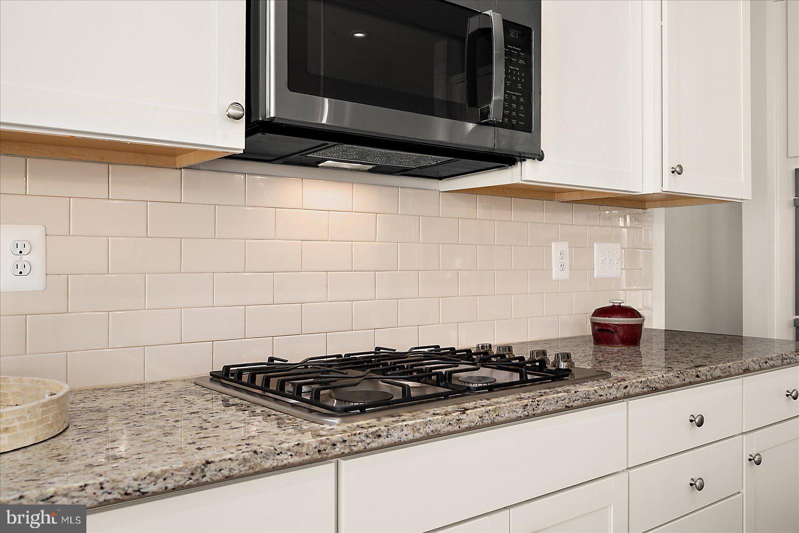 BAYSIDE - Residential