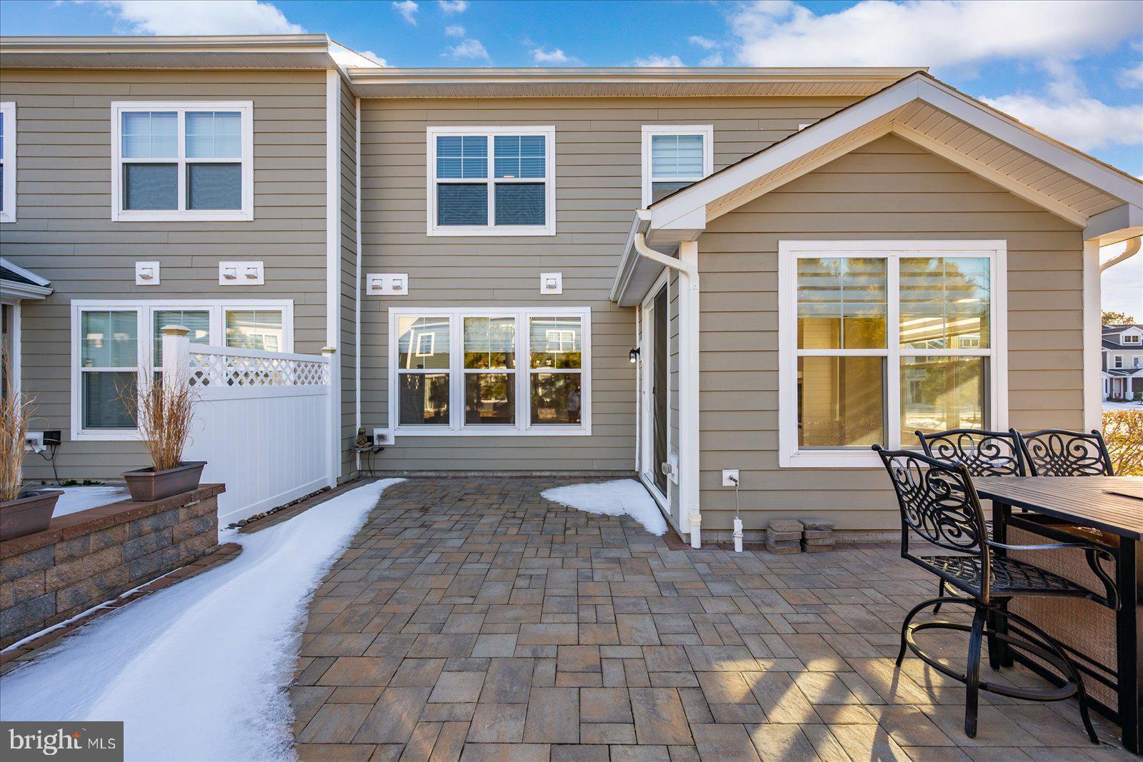 BAYSIDE - Residential