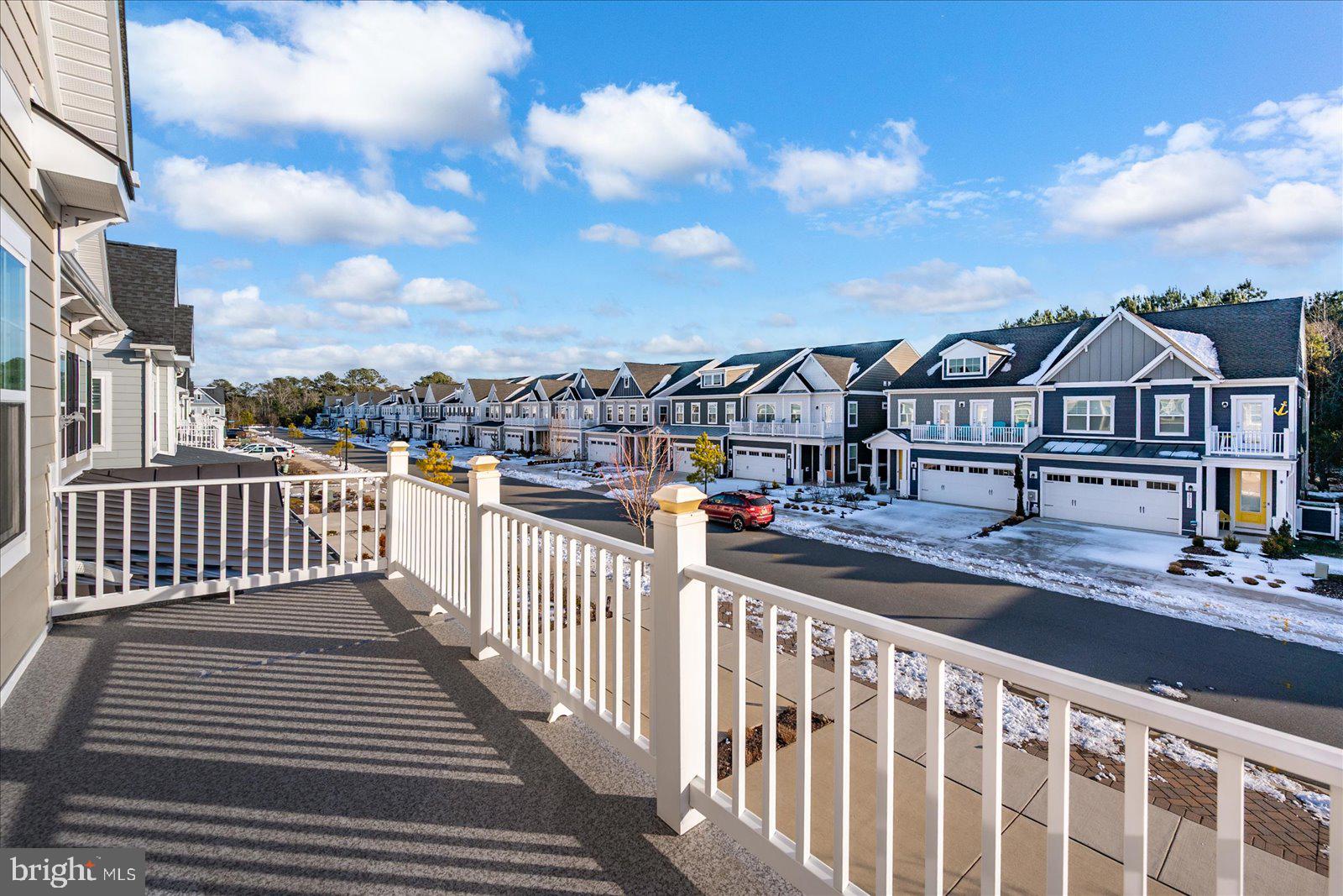 BAYSIDE - Residential