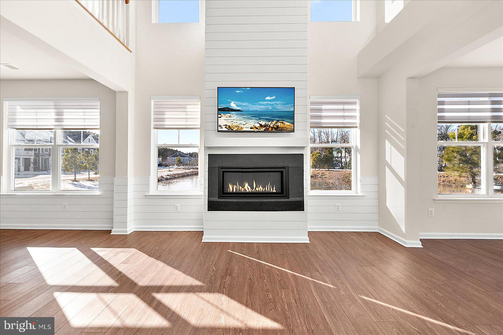 BAYSIDE - Residential